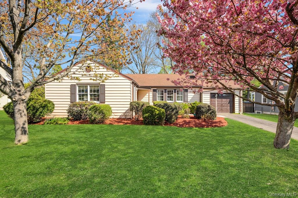 16 Ria Drive