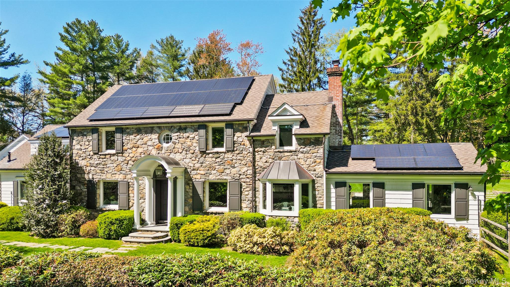 7 Quaker Lane