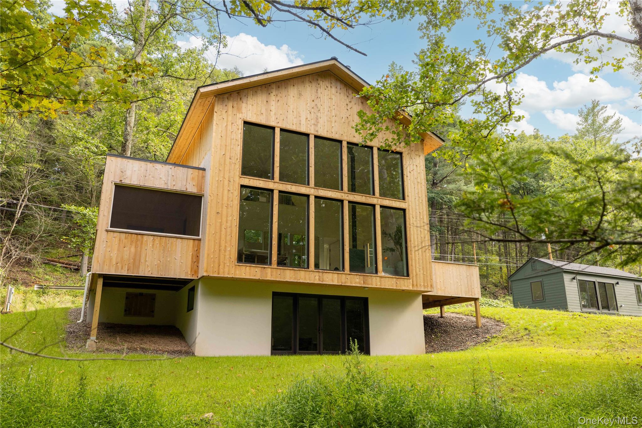 332 Mohonk Road