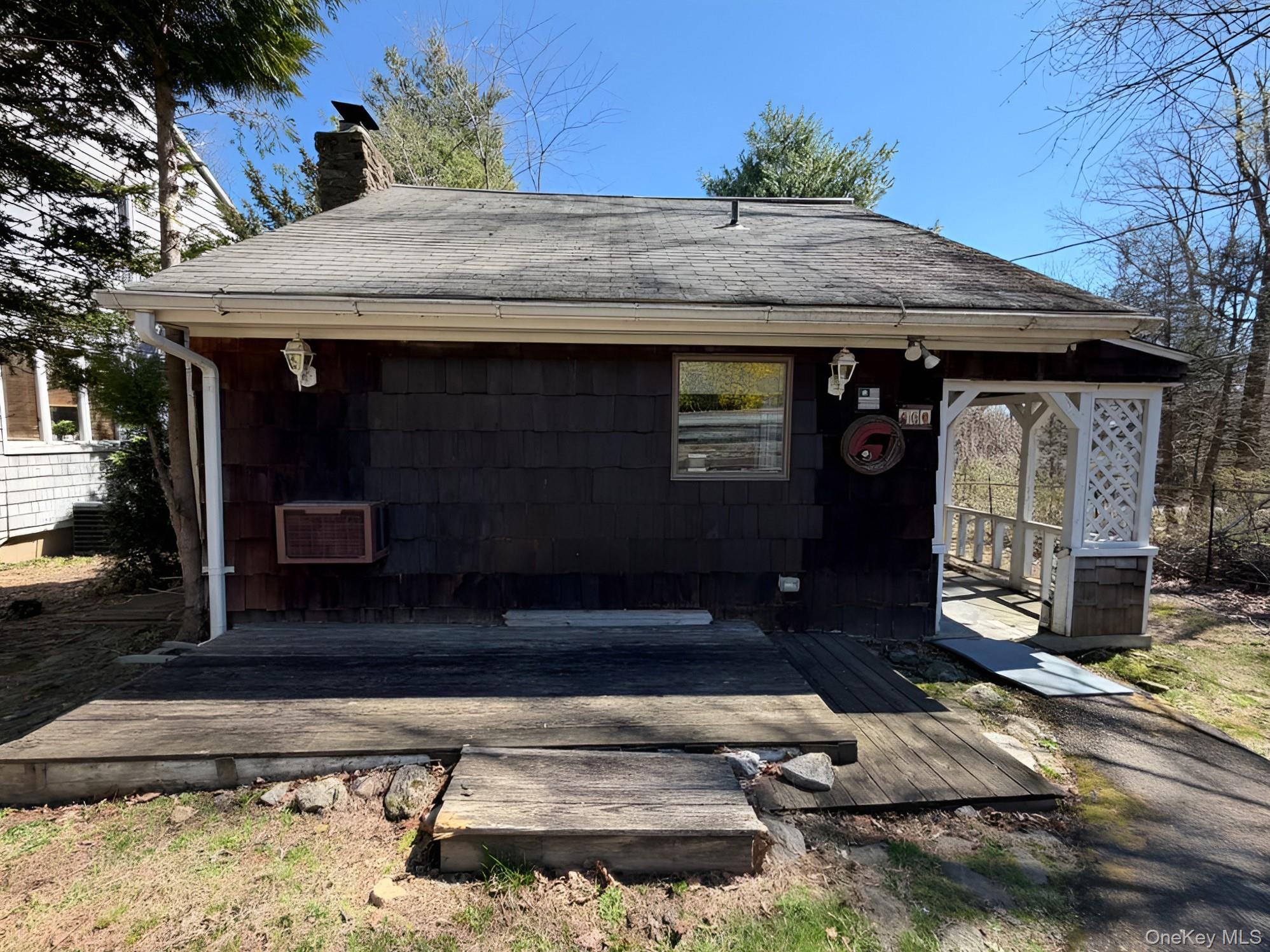 6 Shenorock Drive