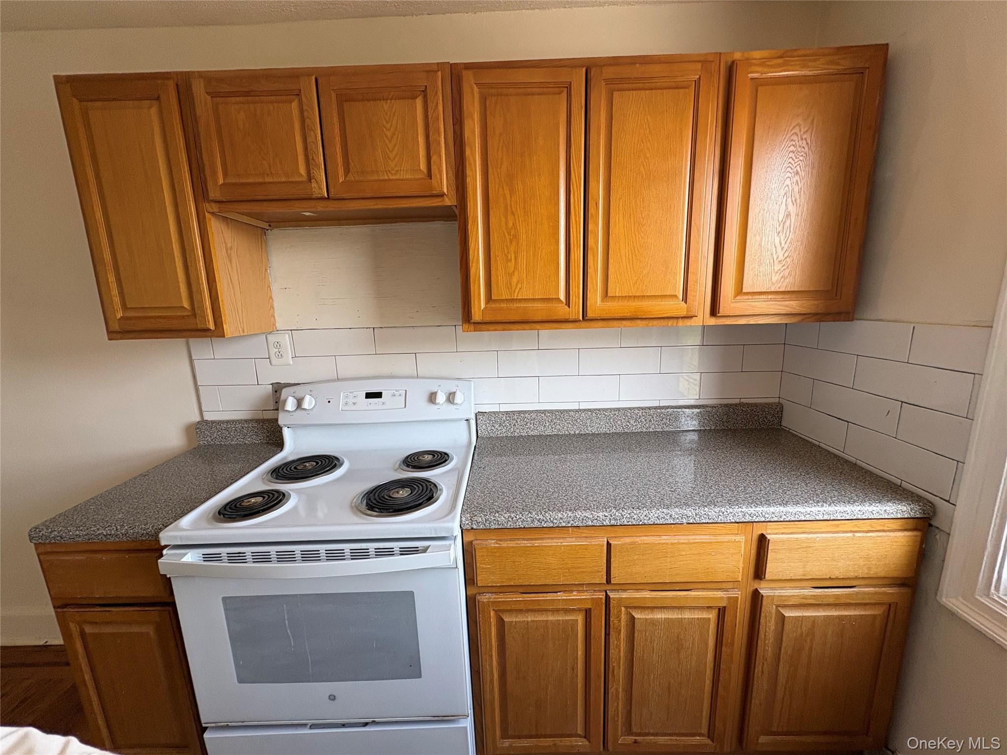 30 Locust Hill Avenue