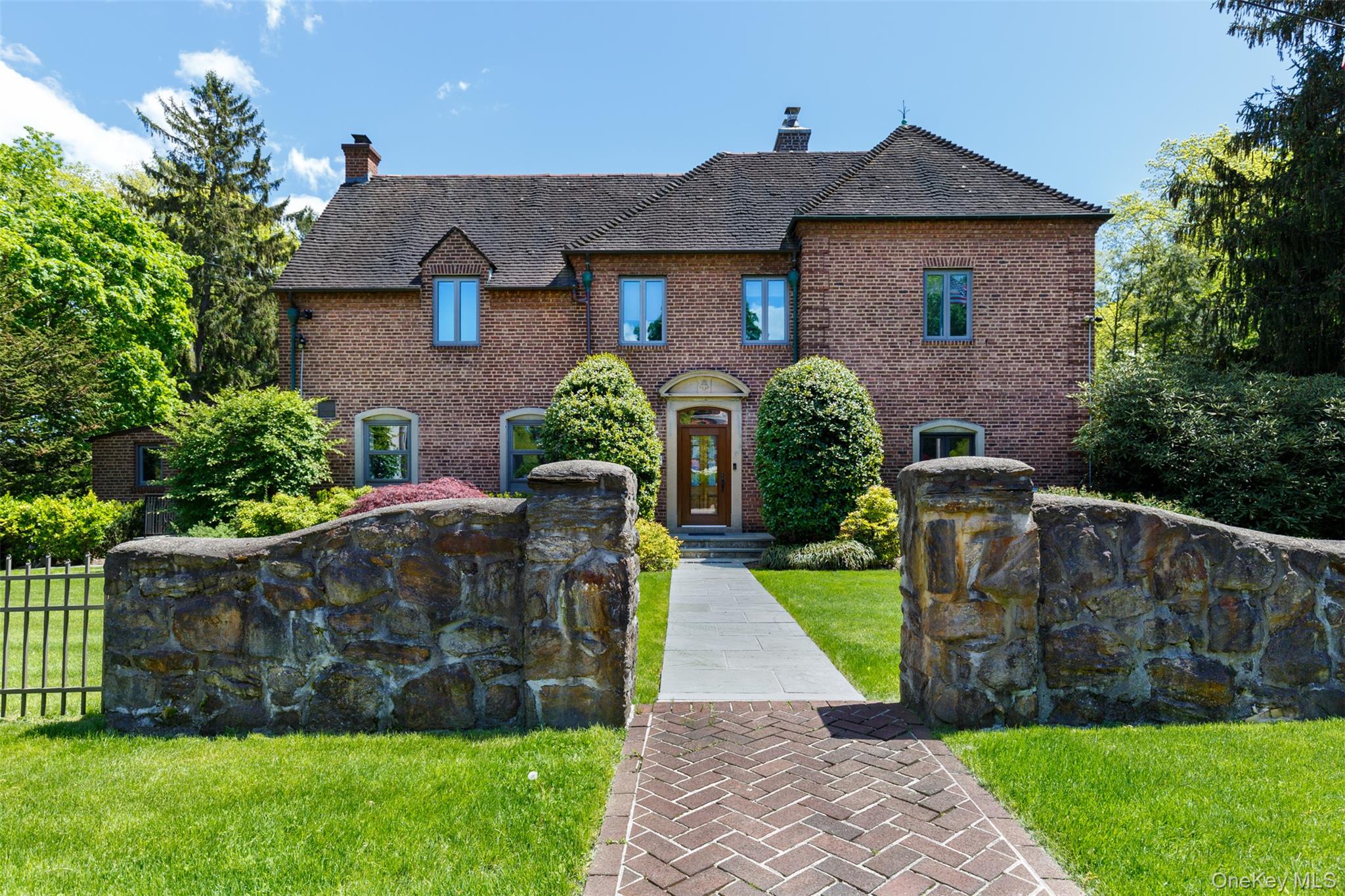 10 Ridge Place