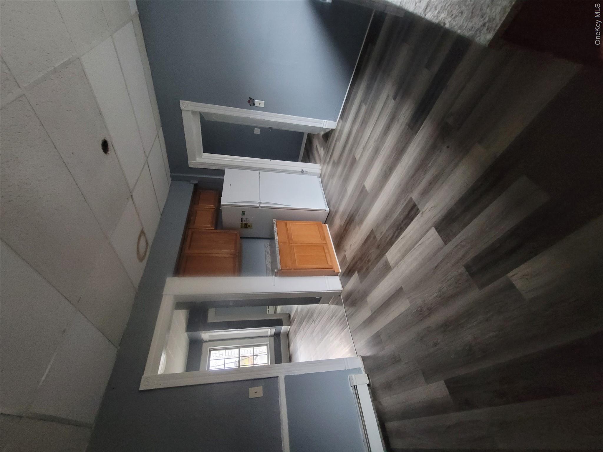 90 champlin apt1 ave