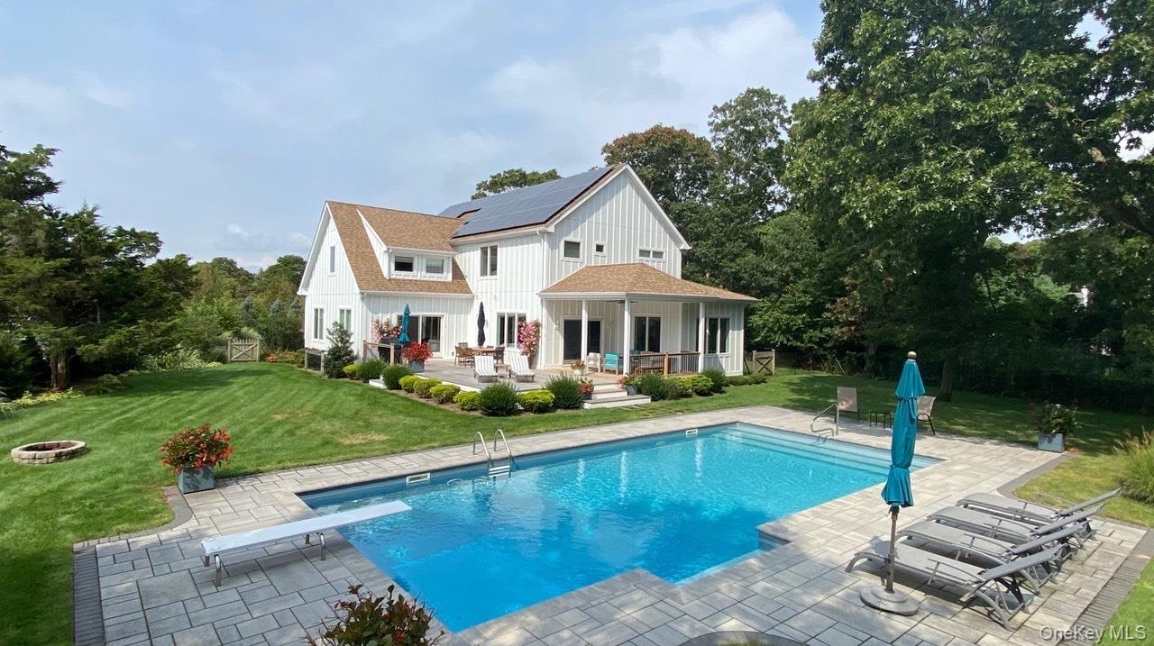 17 Willowood Court