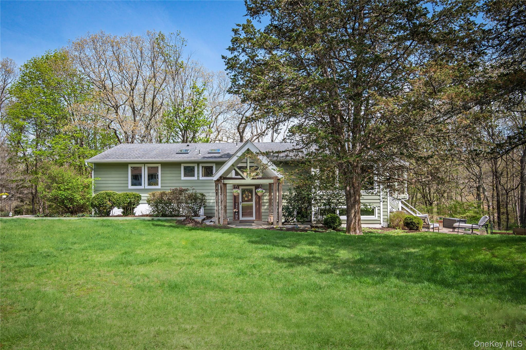 41 Cross Pond Road