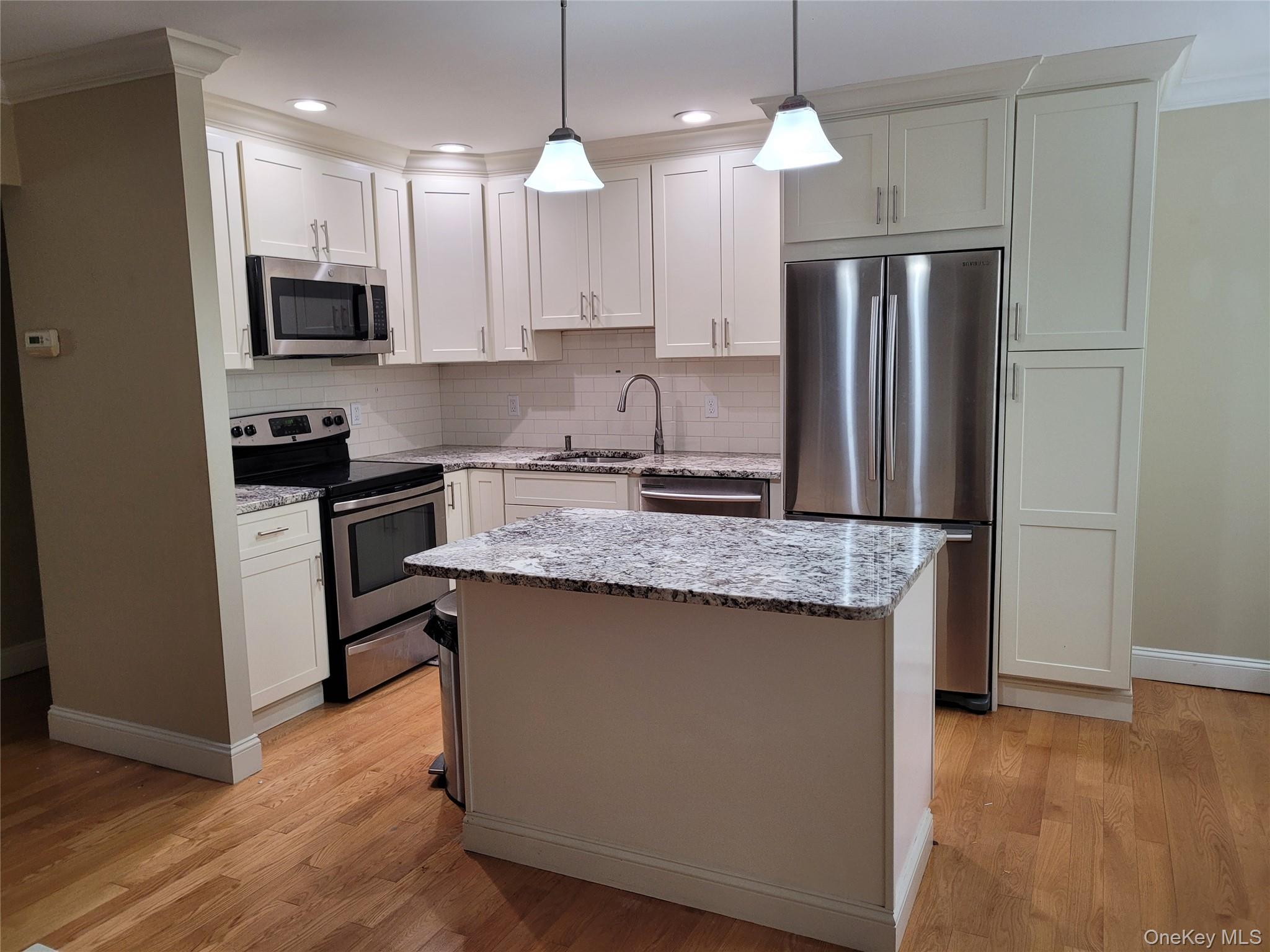 15F Essex Place