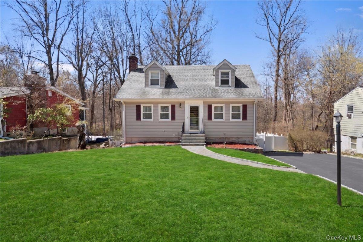 33 Greenwood Lane