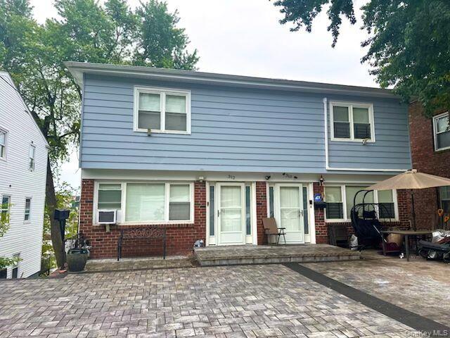 312 Edwards Place