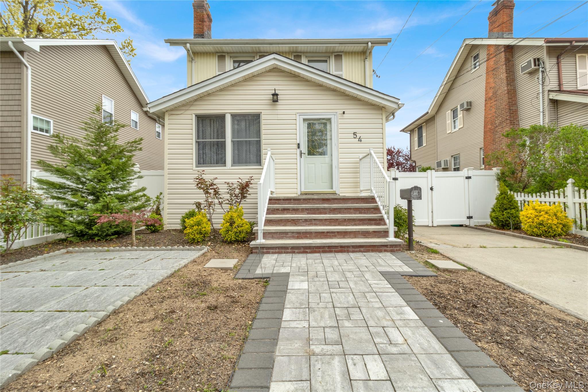 54 Perkins Avenue