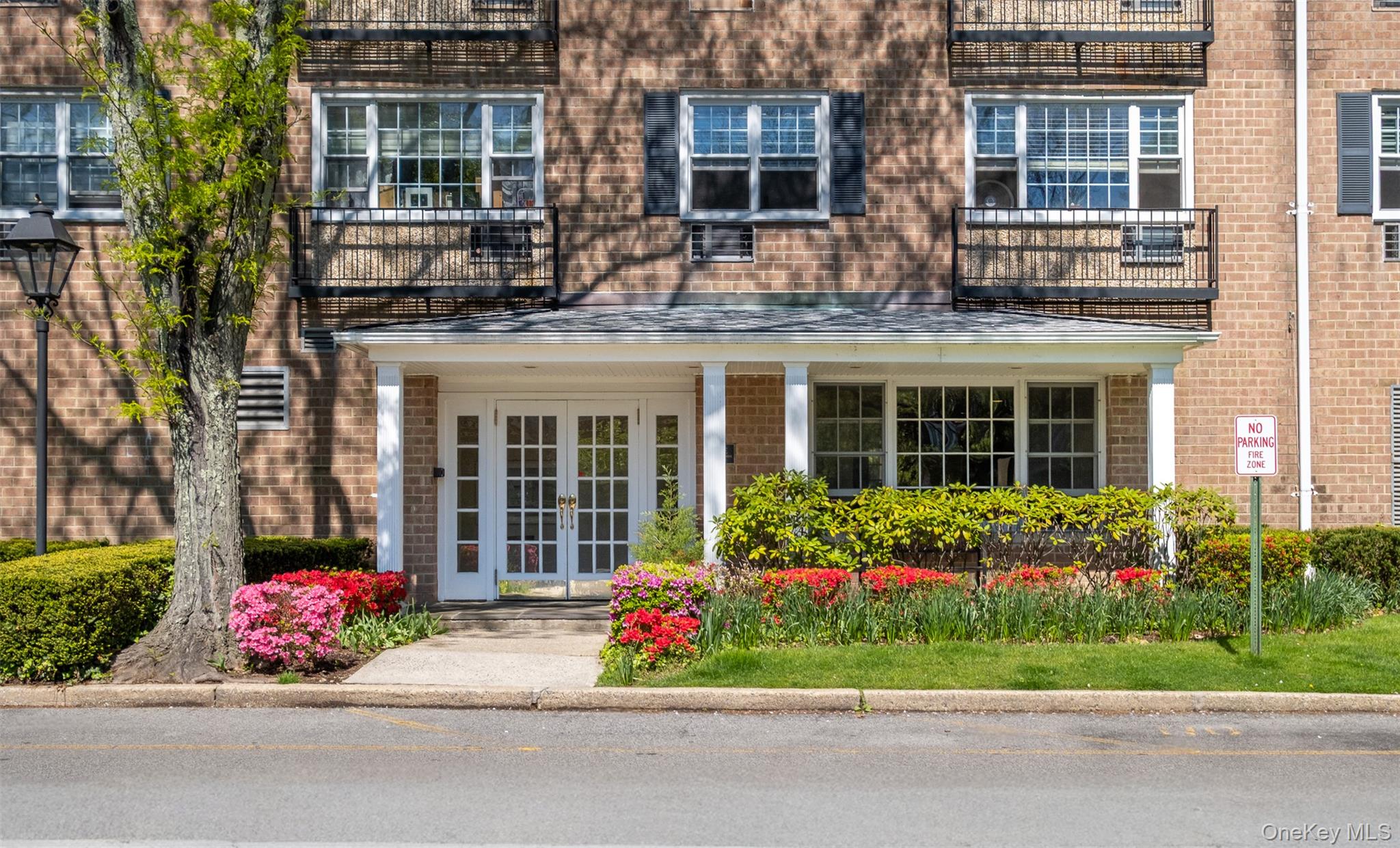 1 Consulate Drive