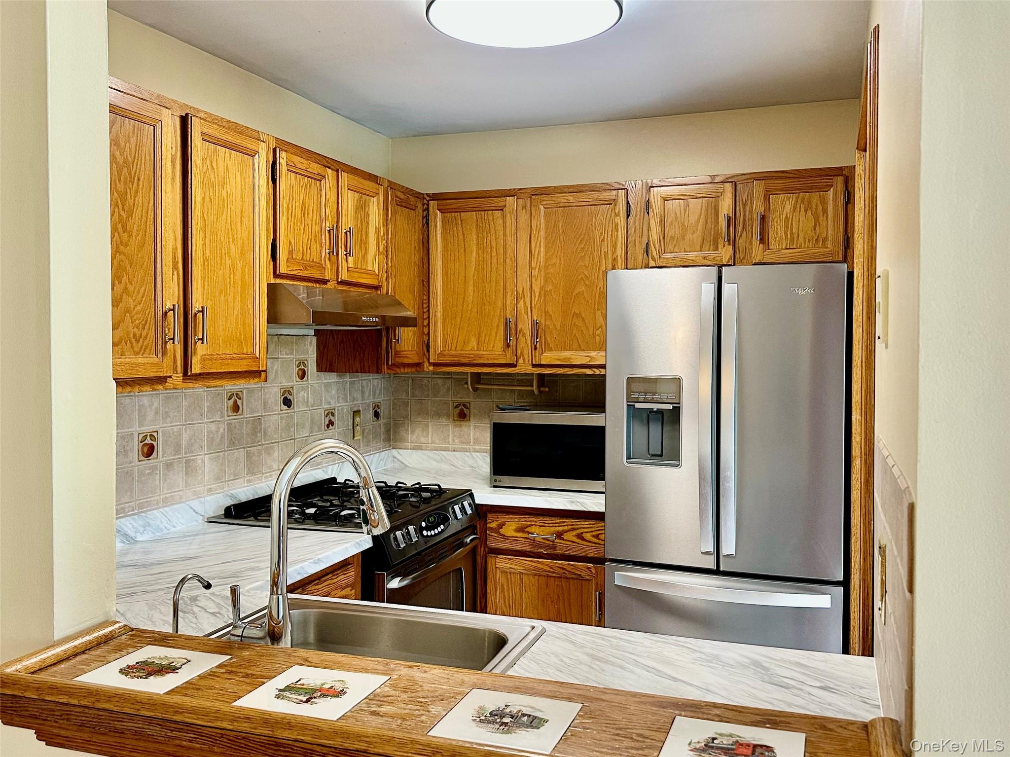 25 Lexington Hill