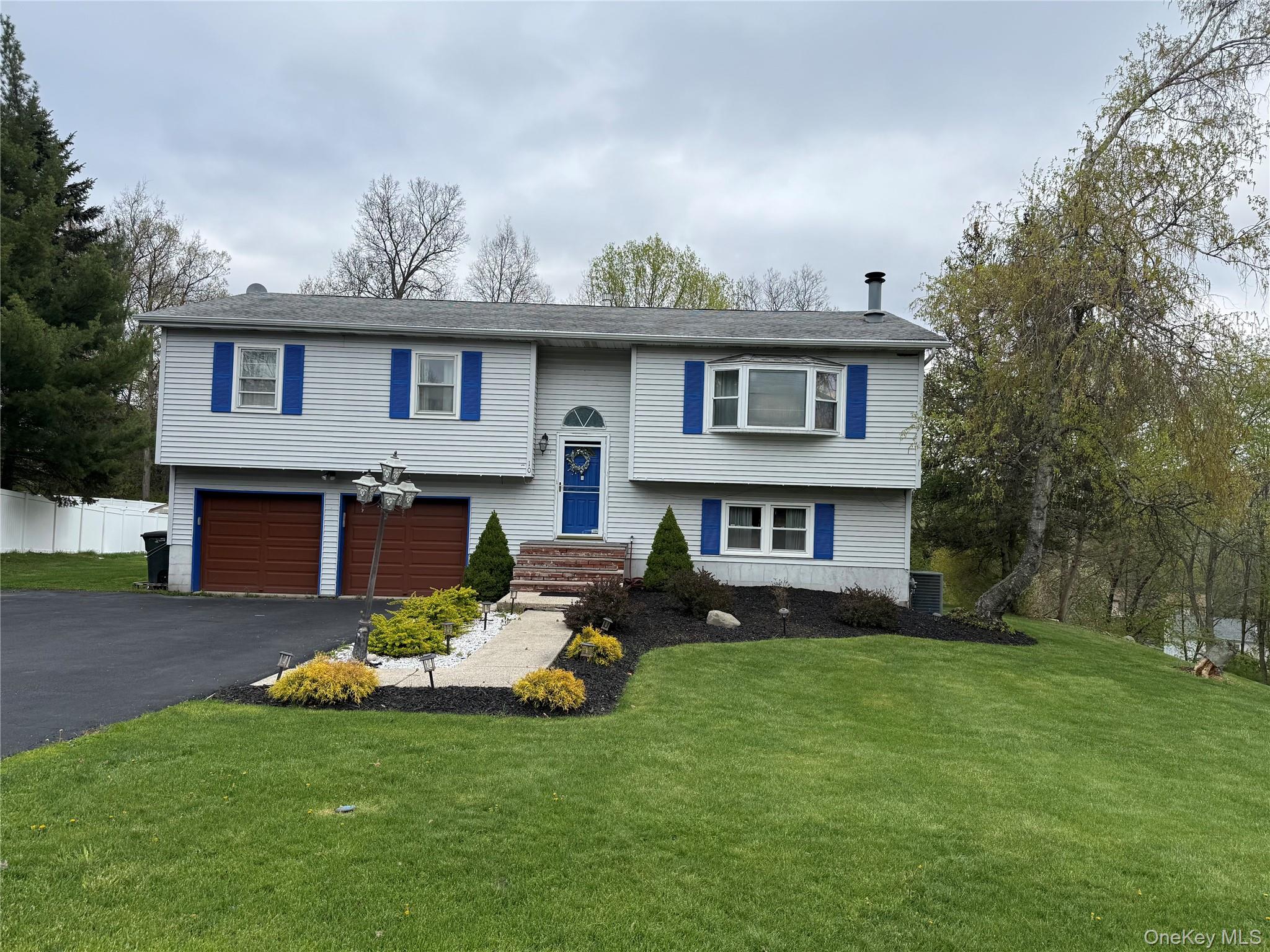 10 Candlewood Road