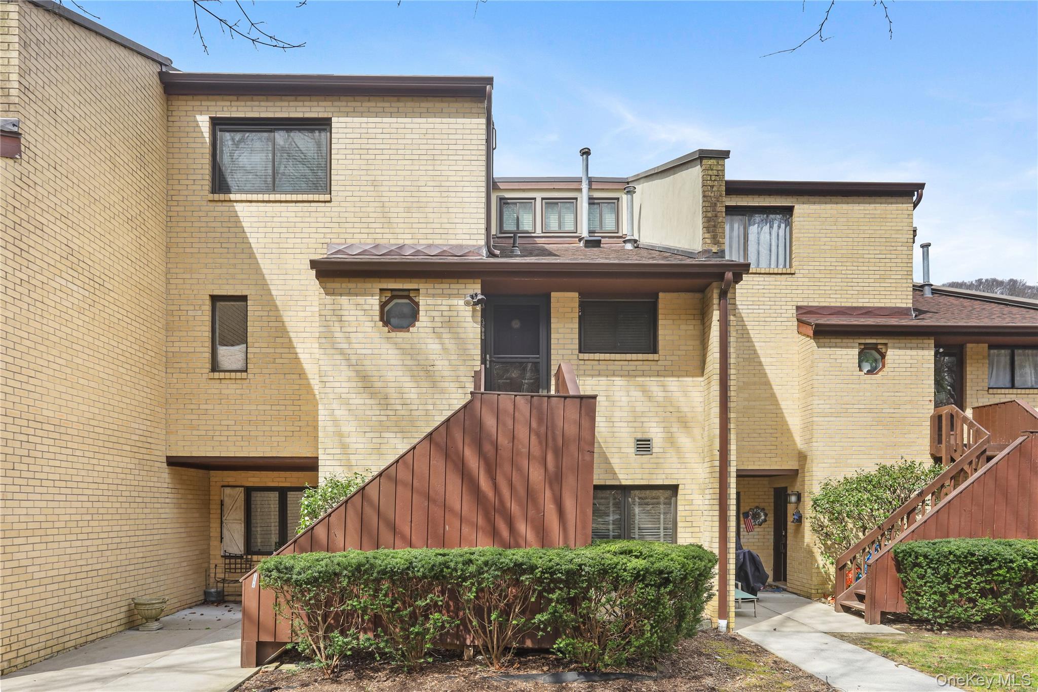 368 Greeley Avenue