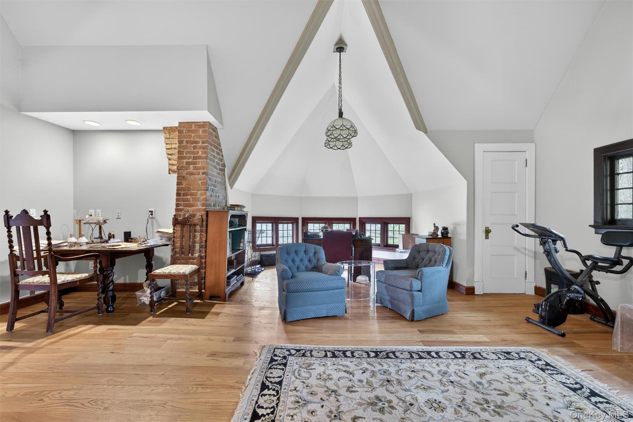 Bonus Room