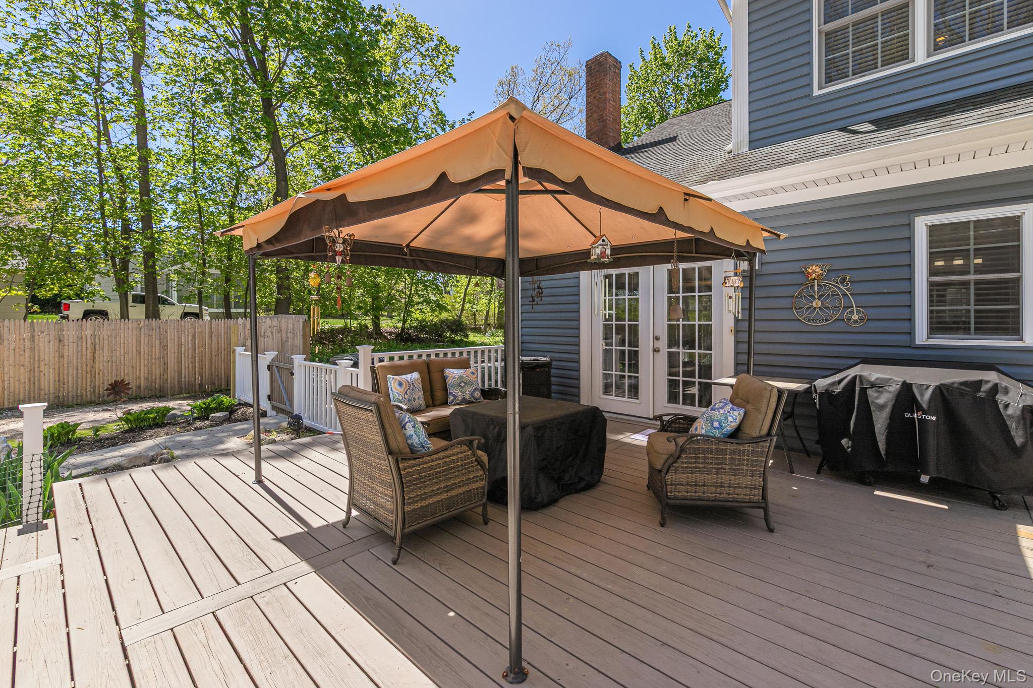 Deck