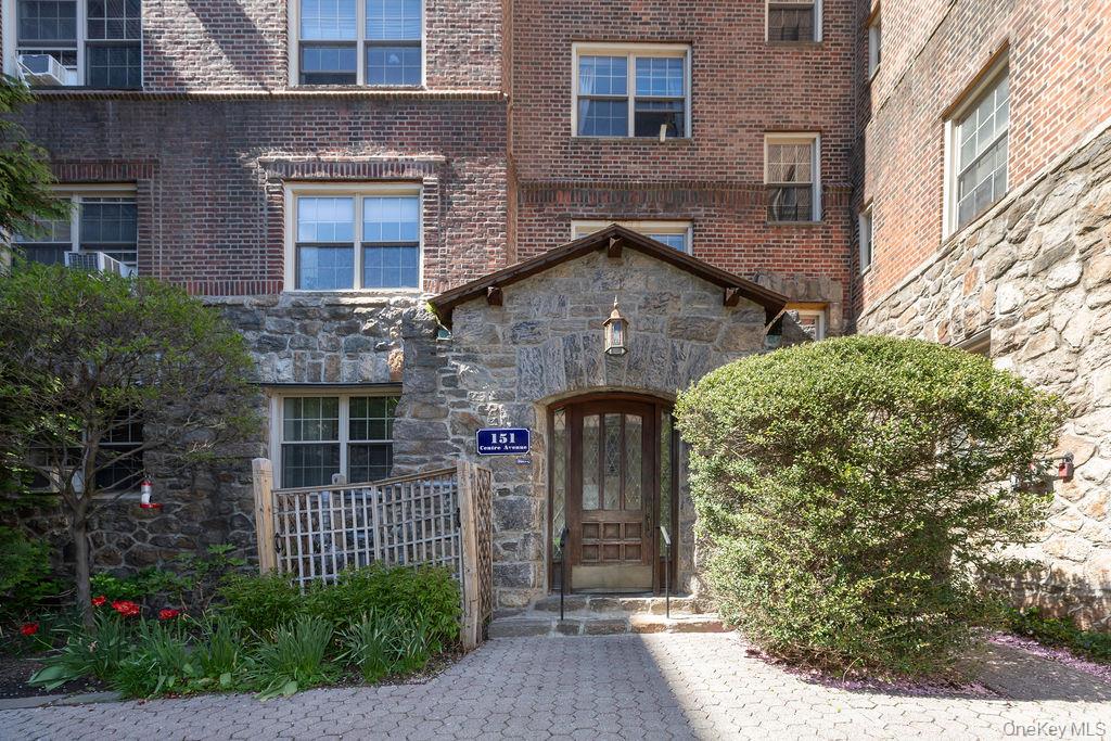 151 Centre Avenue