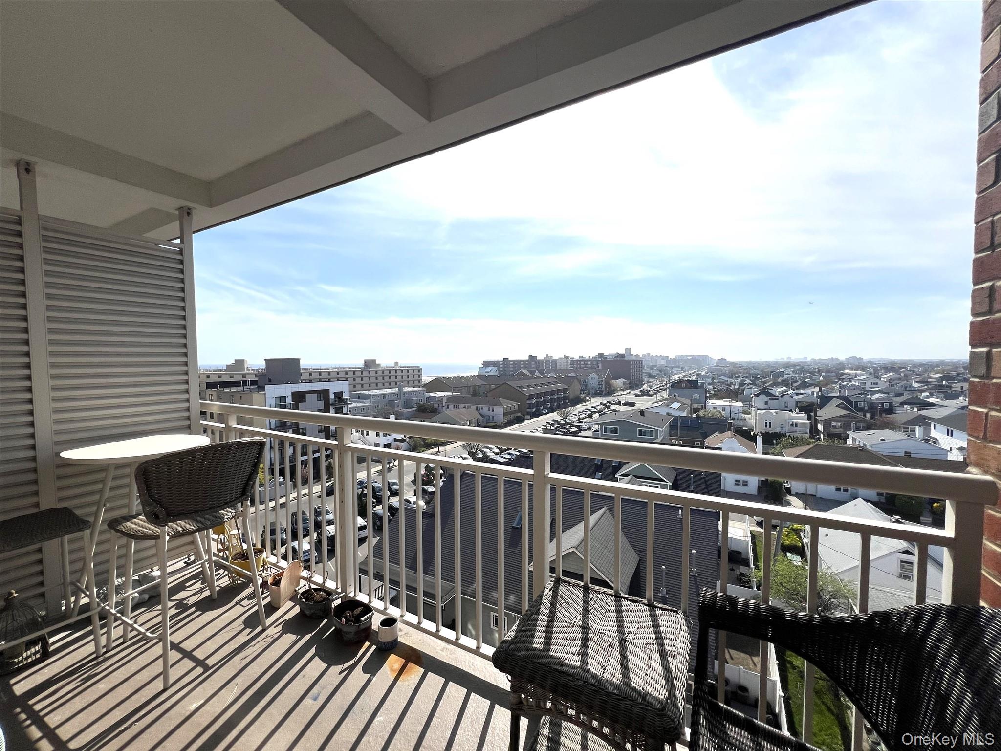 855 Broadway