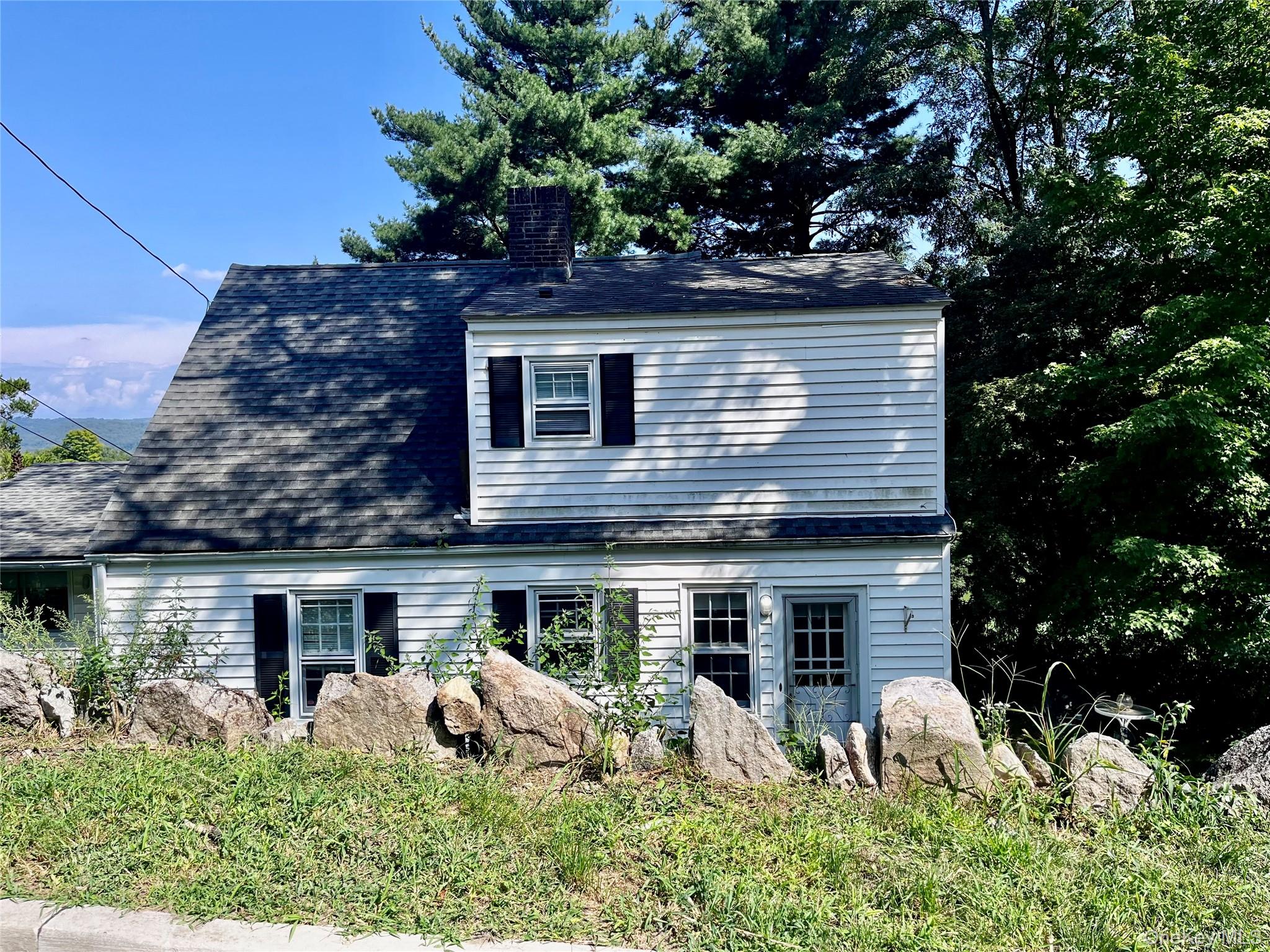 42 Roe Avenue