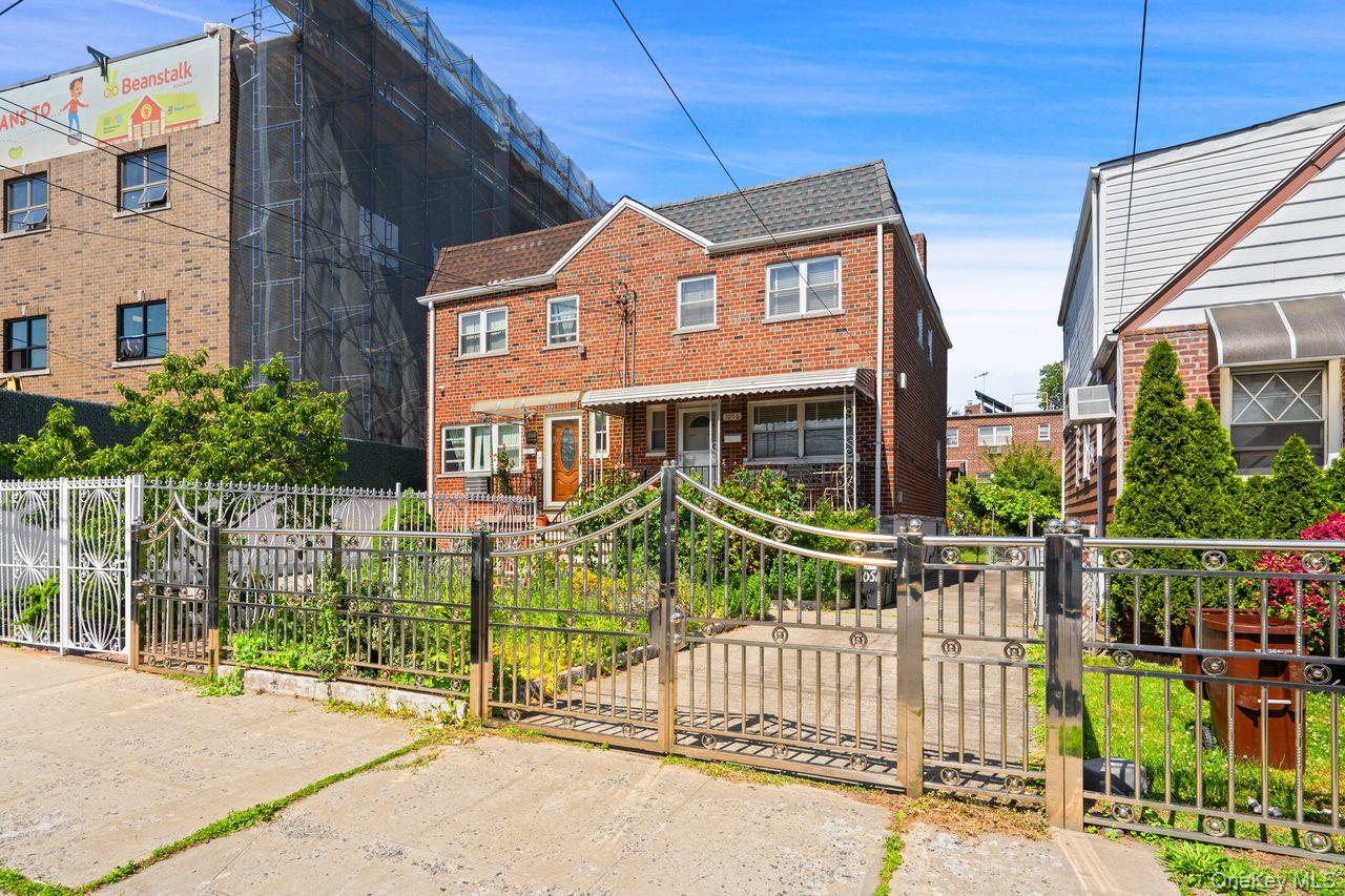 1056 Swinton Avenue