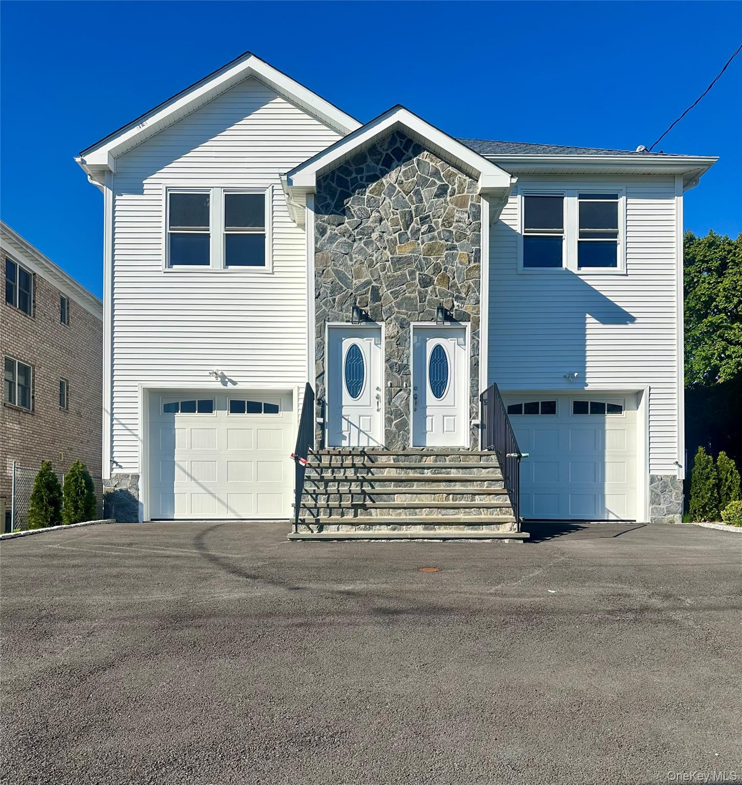219 Second floor Mile Square Road