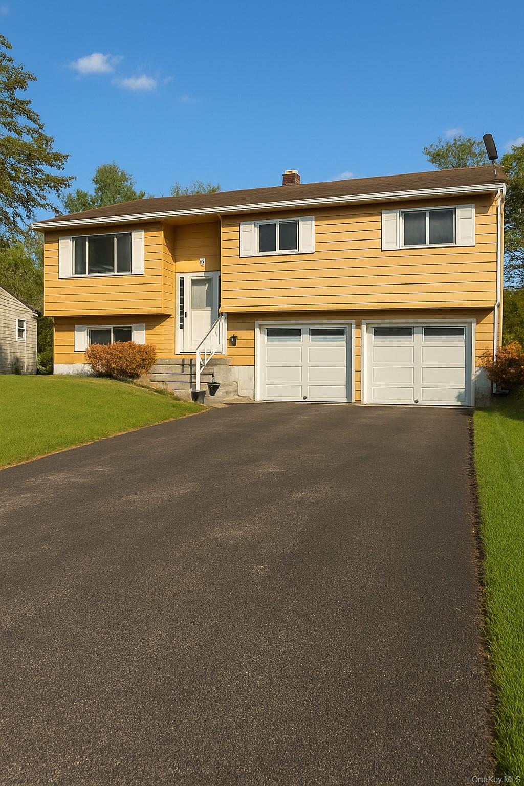 5 Cayuga Drive