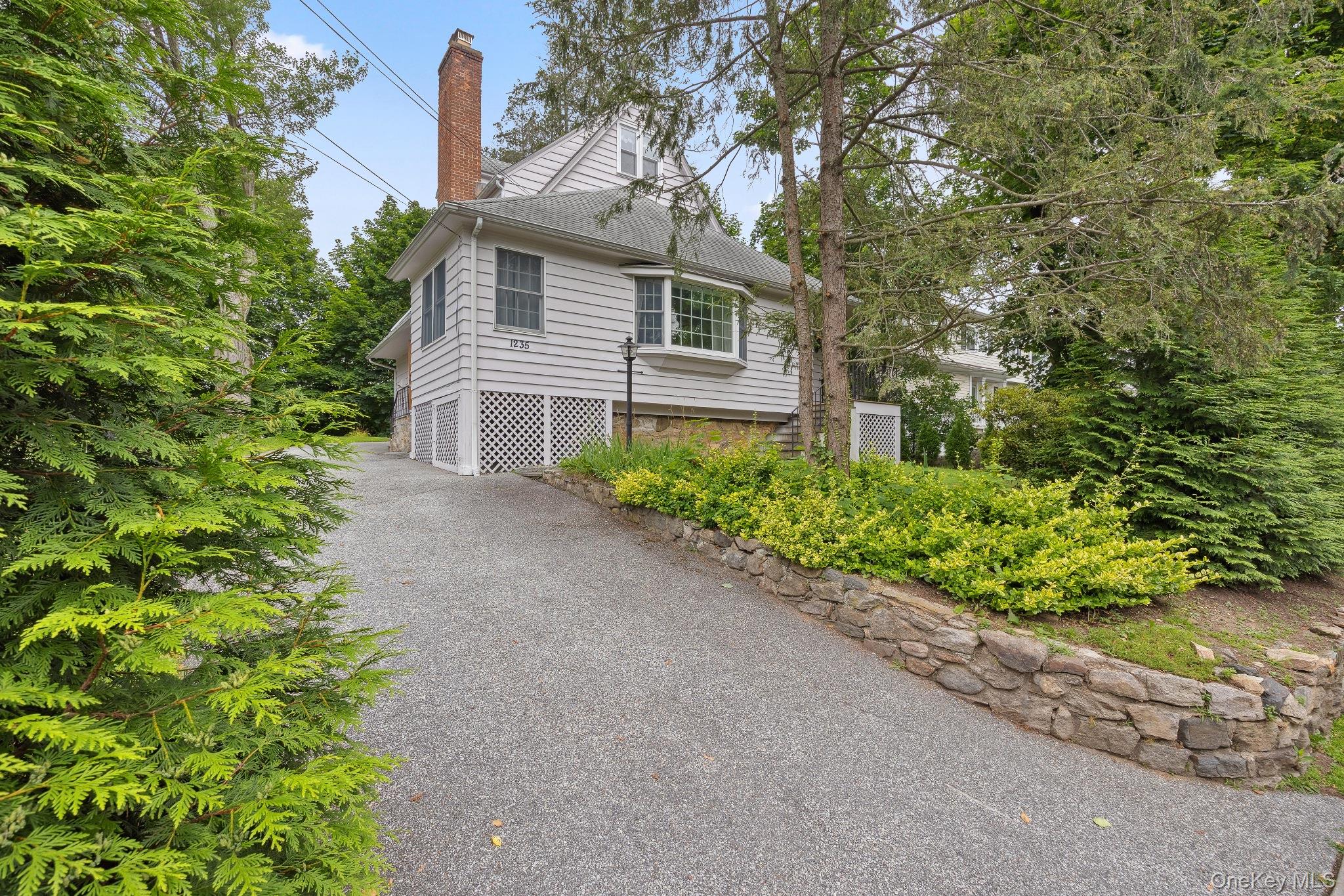 1235 Post Road