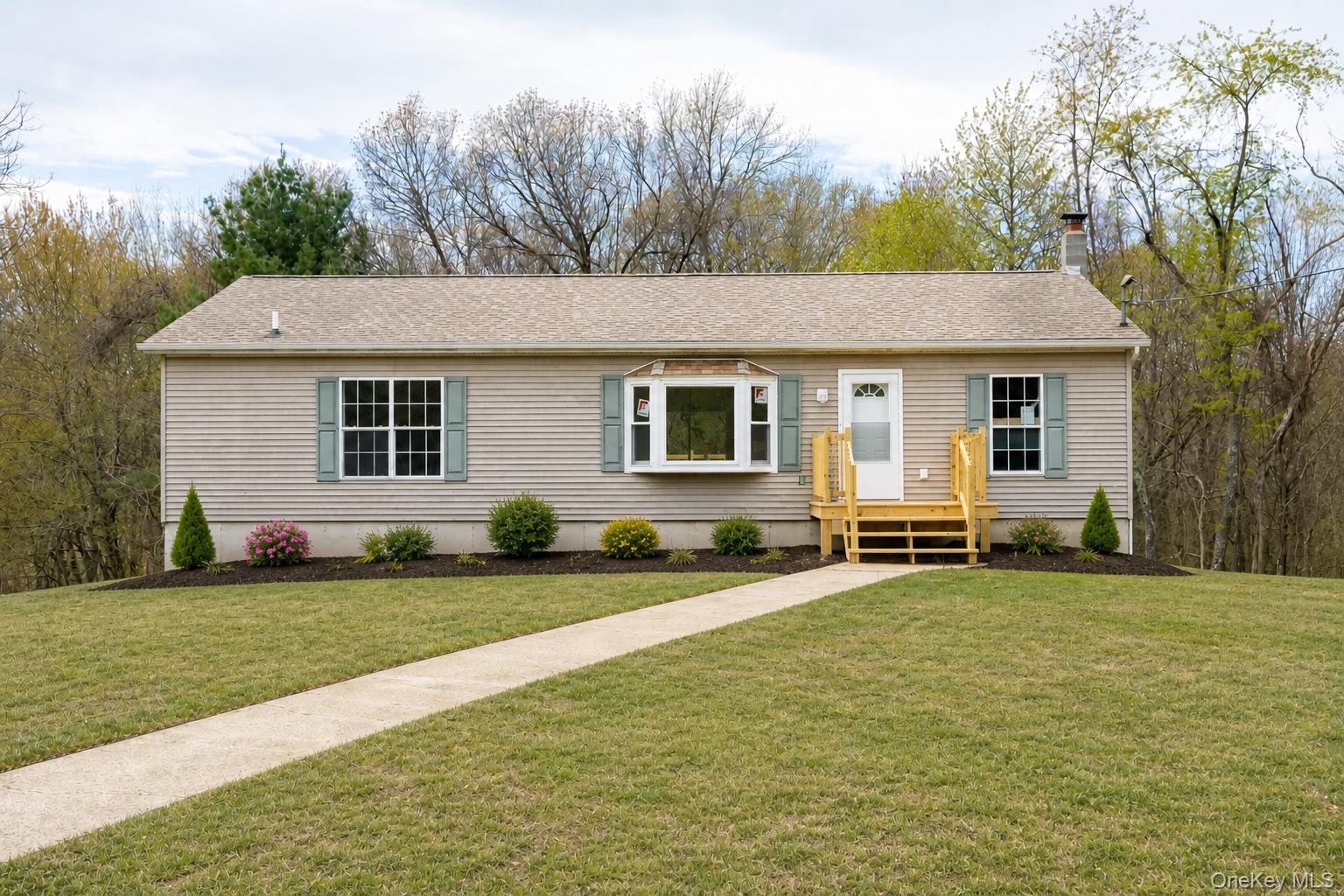 83 Weaver Road