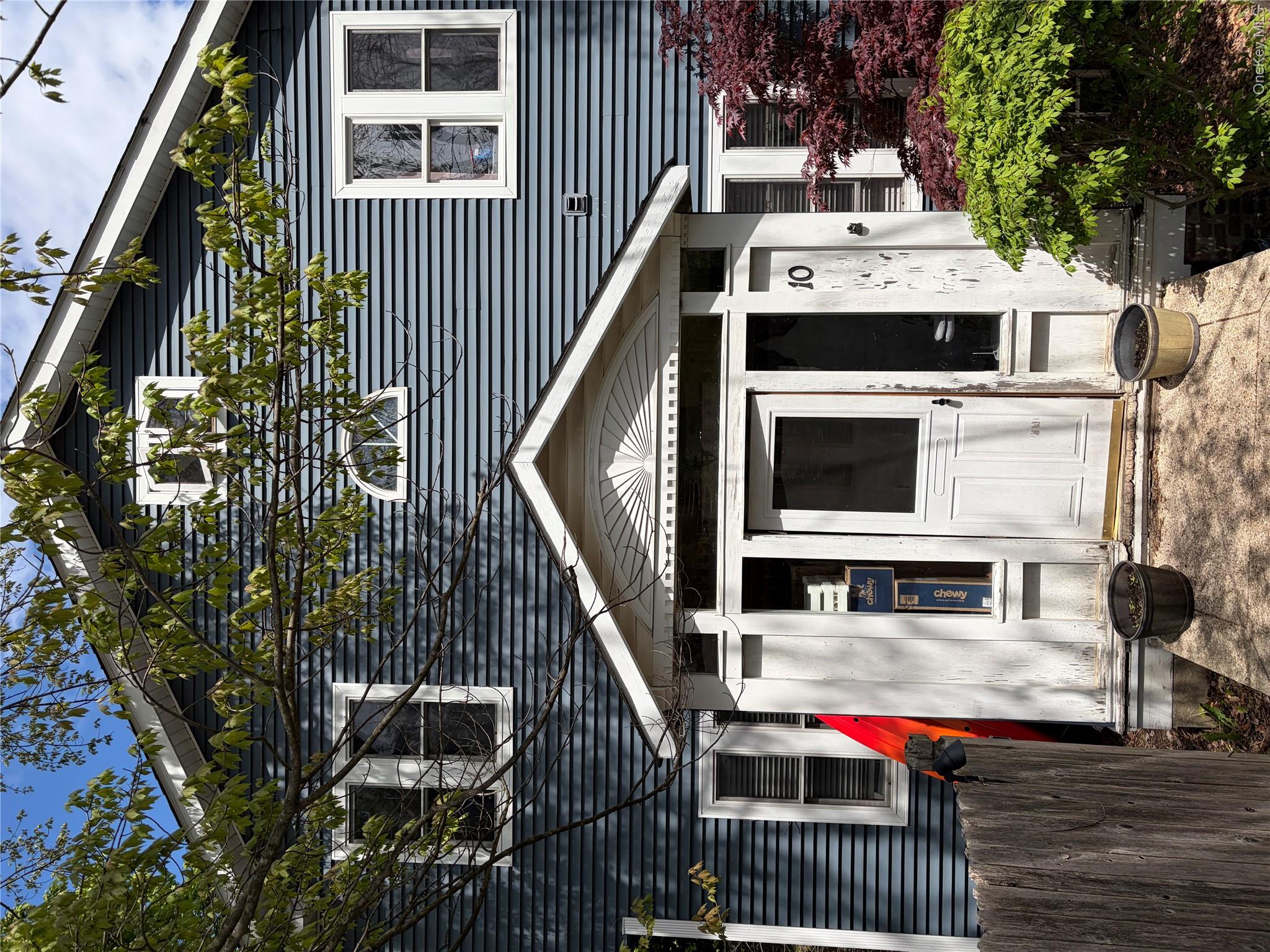 10 Willard Place