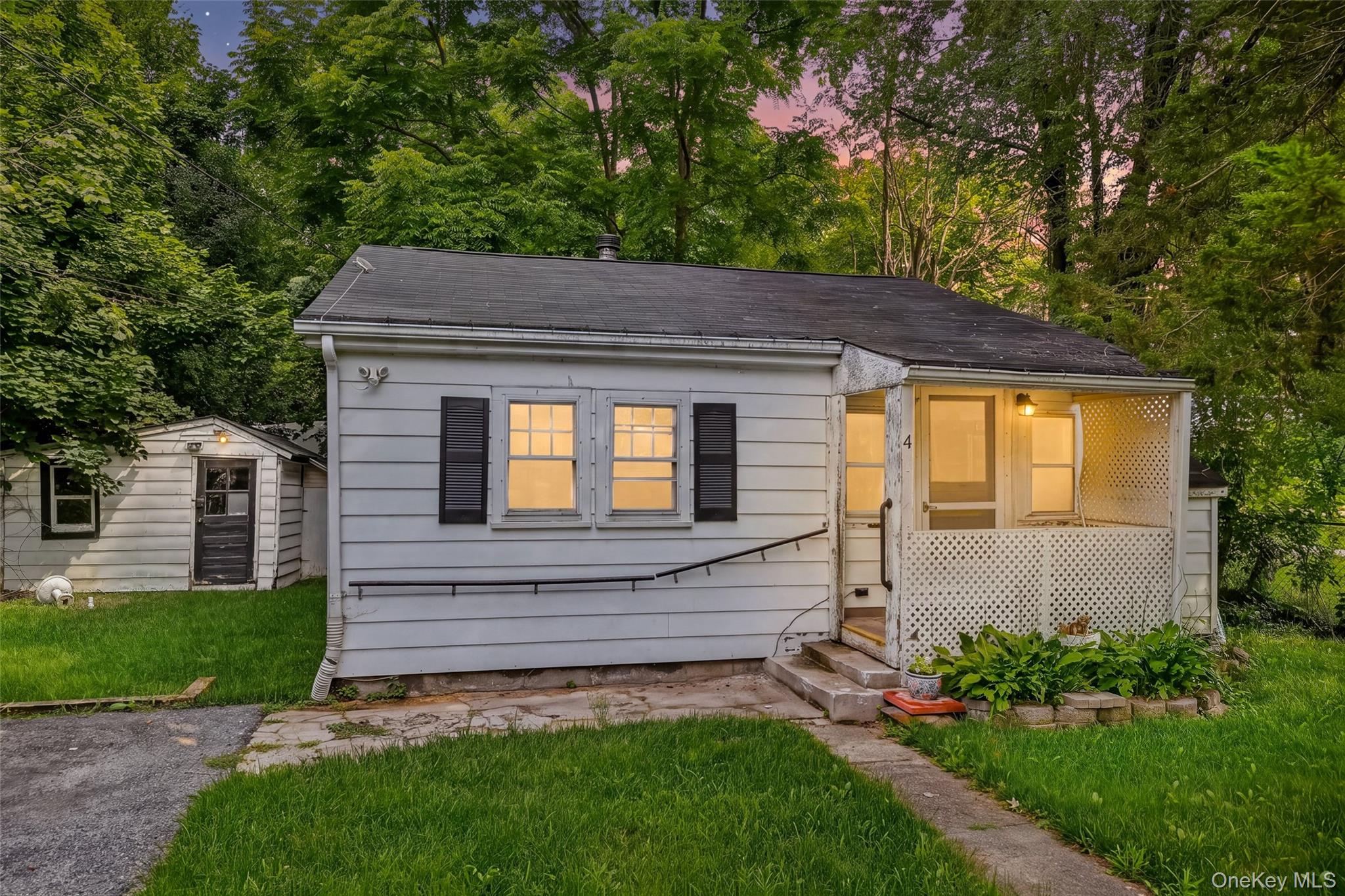 4 Benview Road