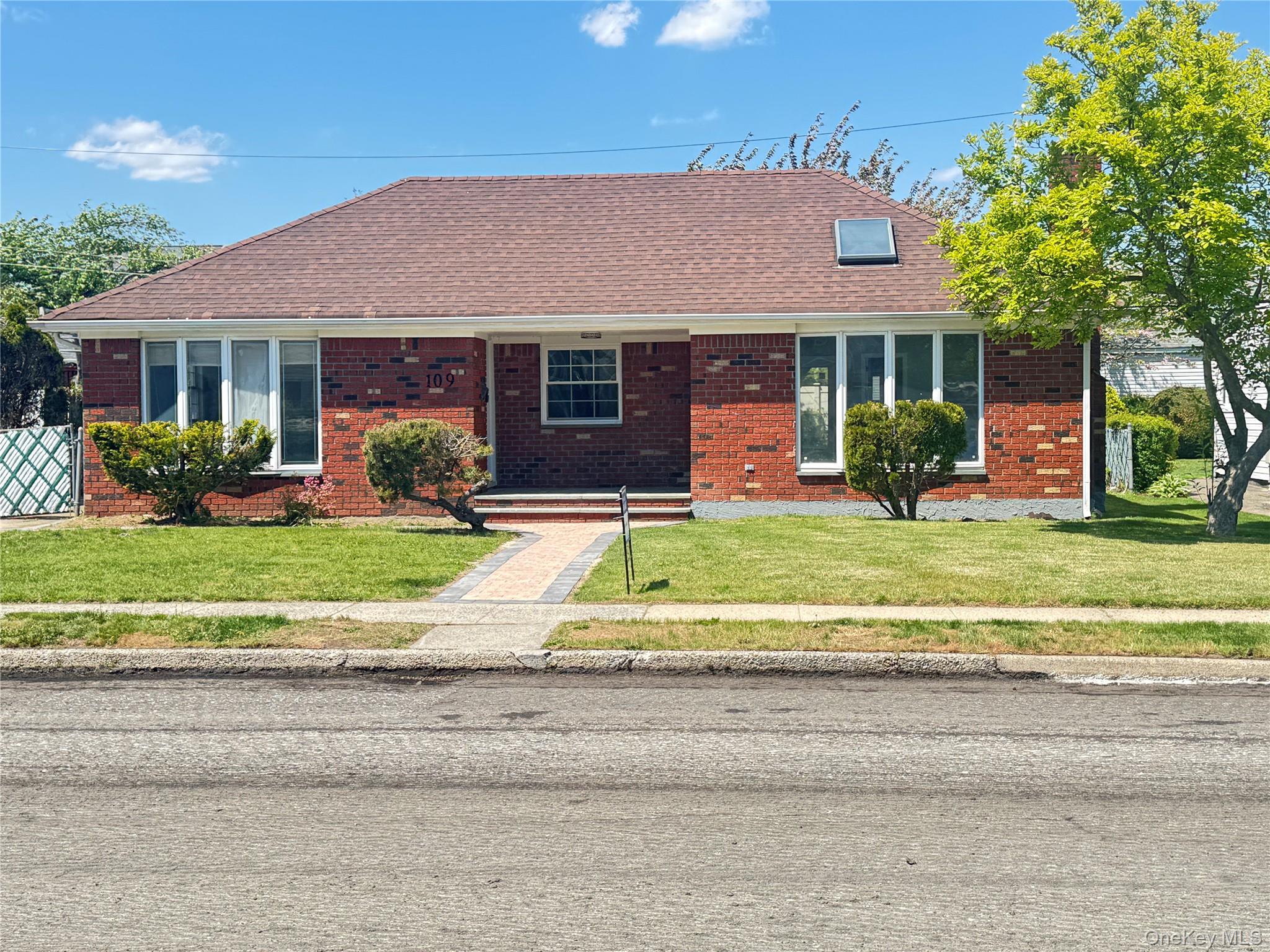 109 Evans Street