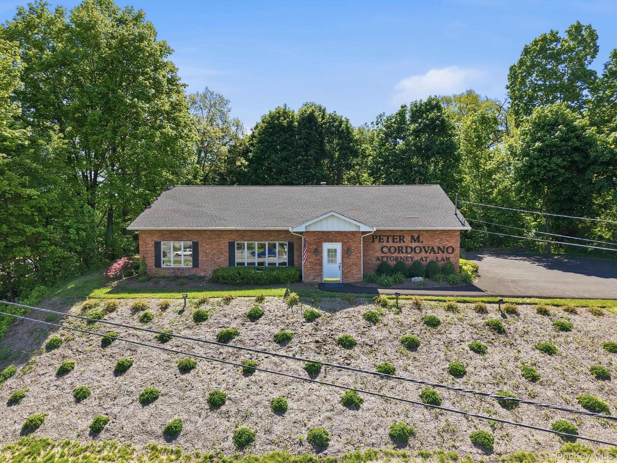 1 Roberts Road