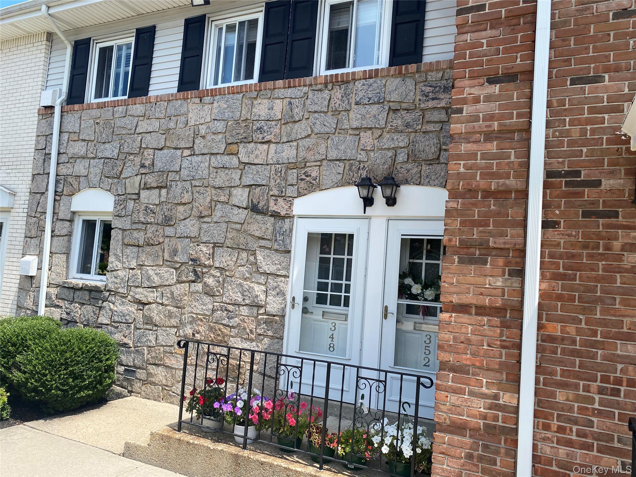 348 Dawson Lane