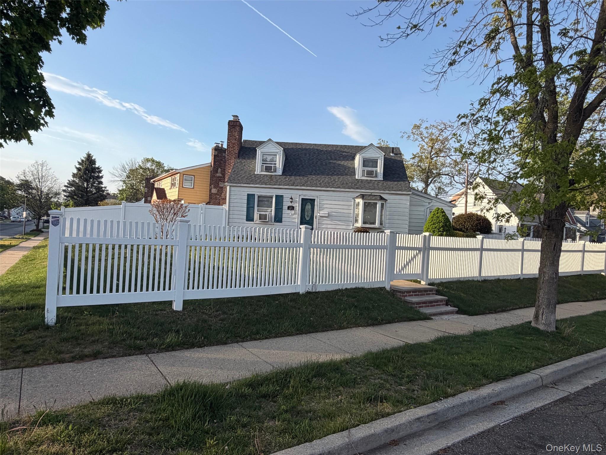 281 Anchor Way