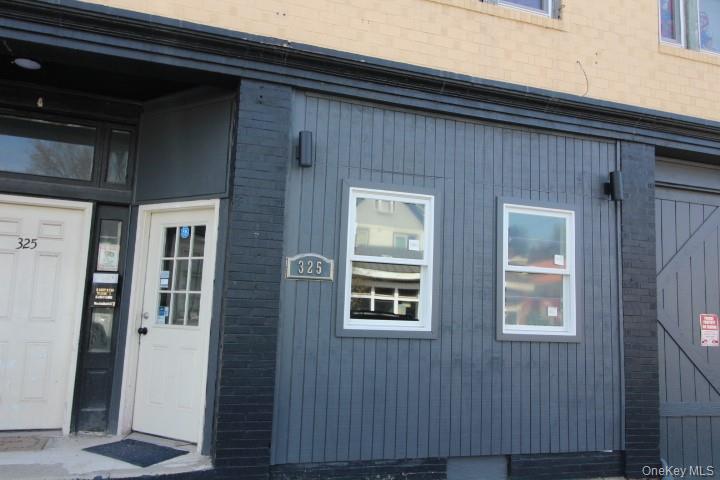 325 Main Street