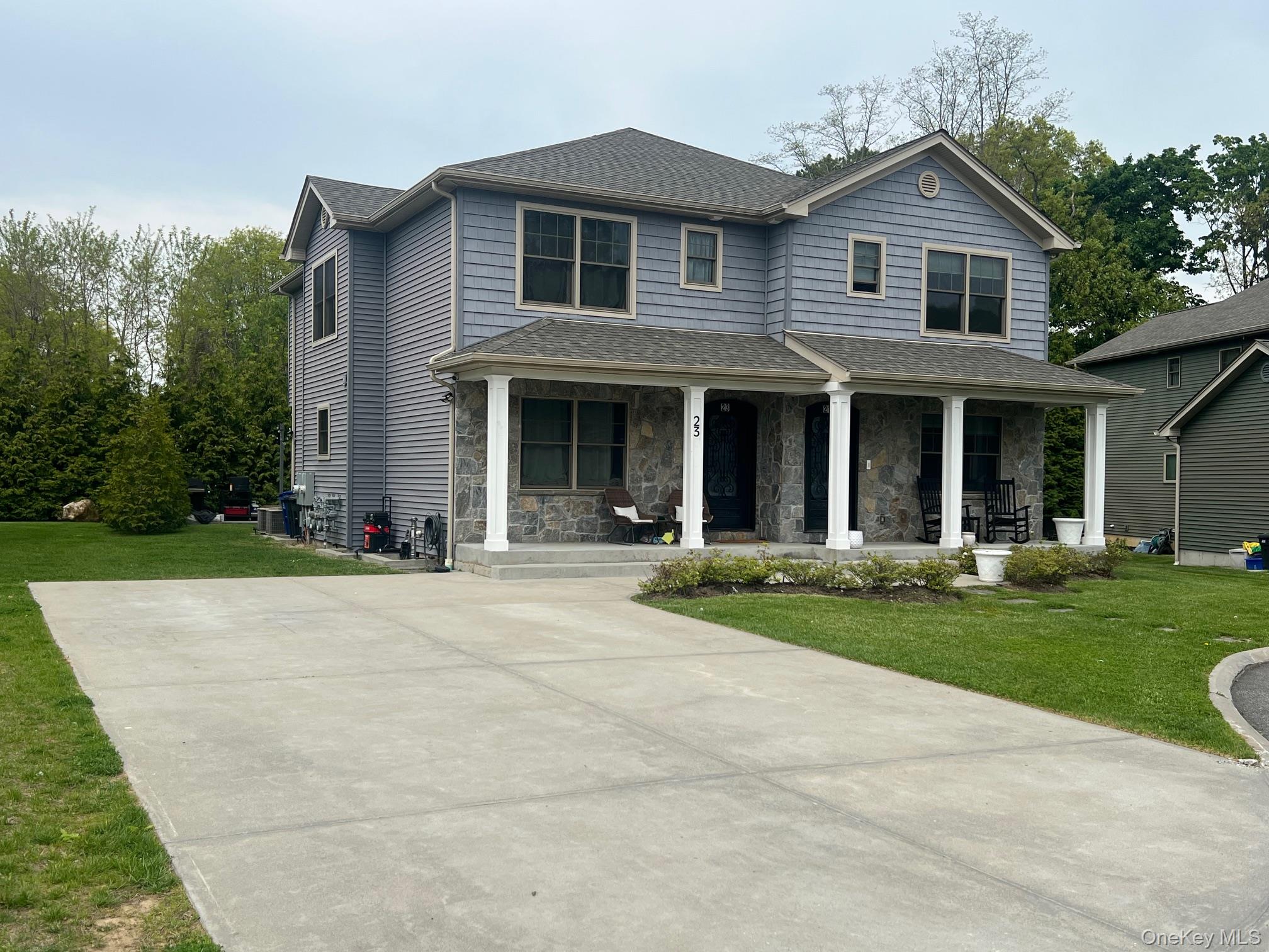 23 Caruso Way