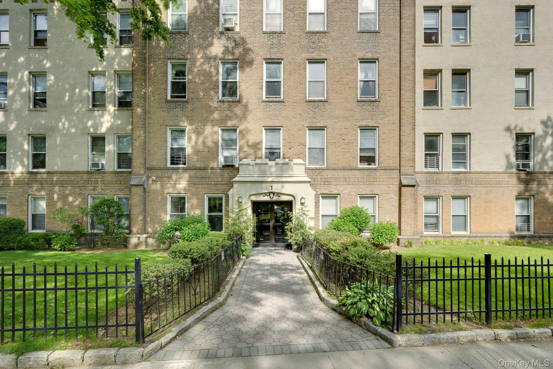472 Gramatan Avenue