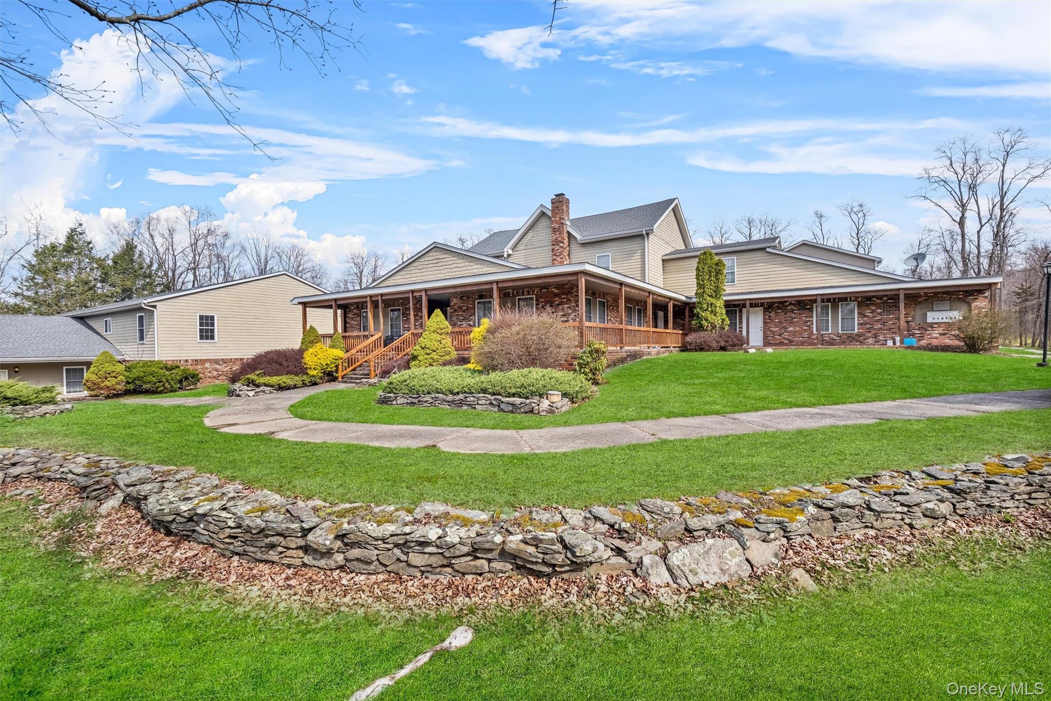 1-18 Willow Way