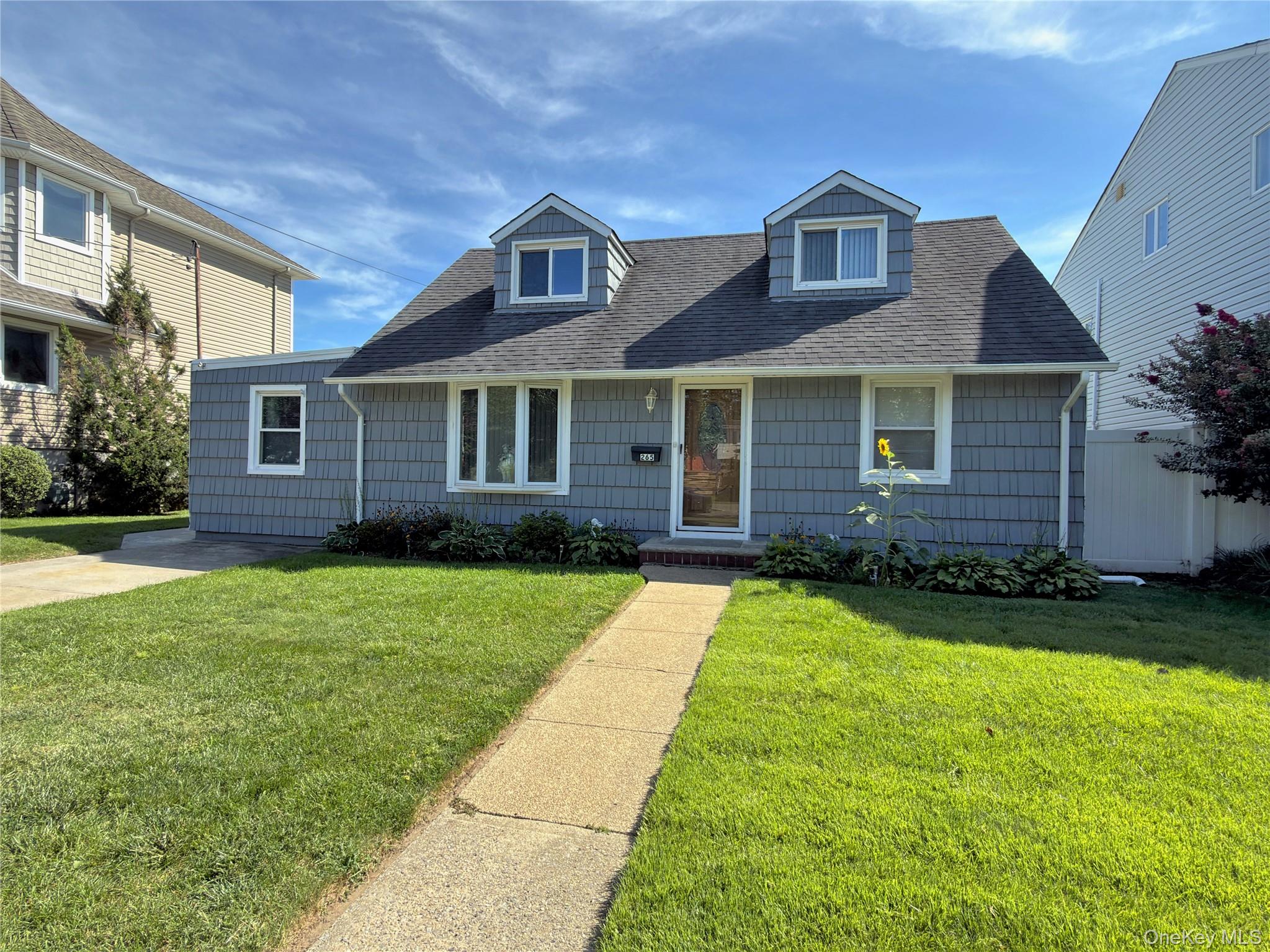265 Windsor Parkway