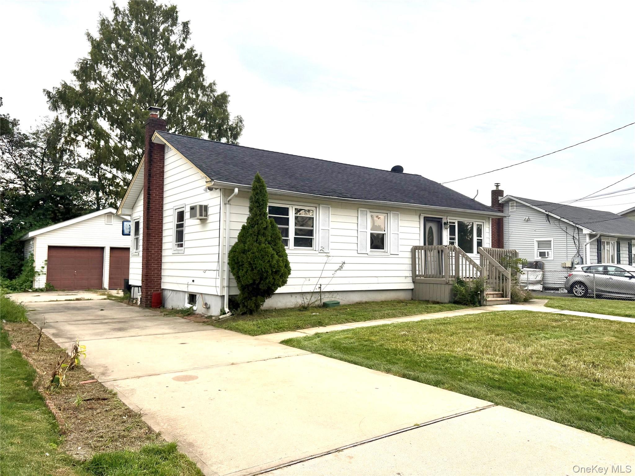 811 9th Street