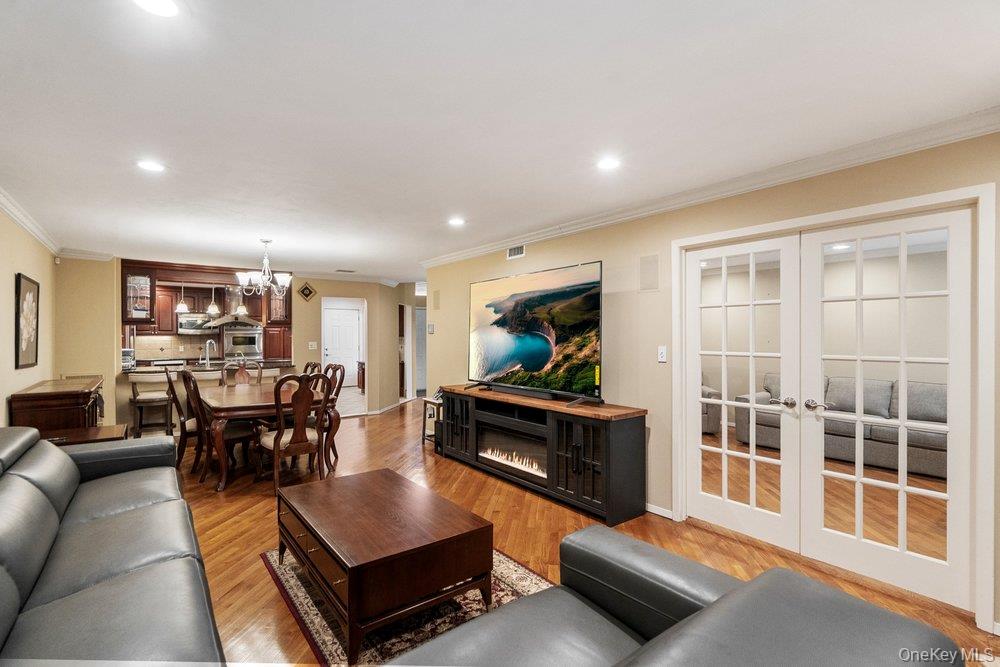 109 Foxwood Drive