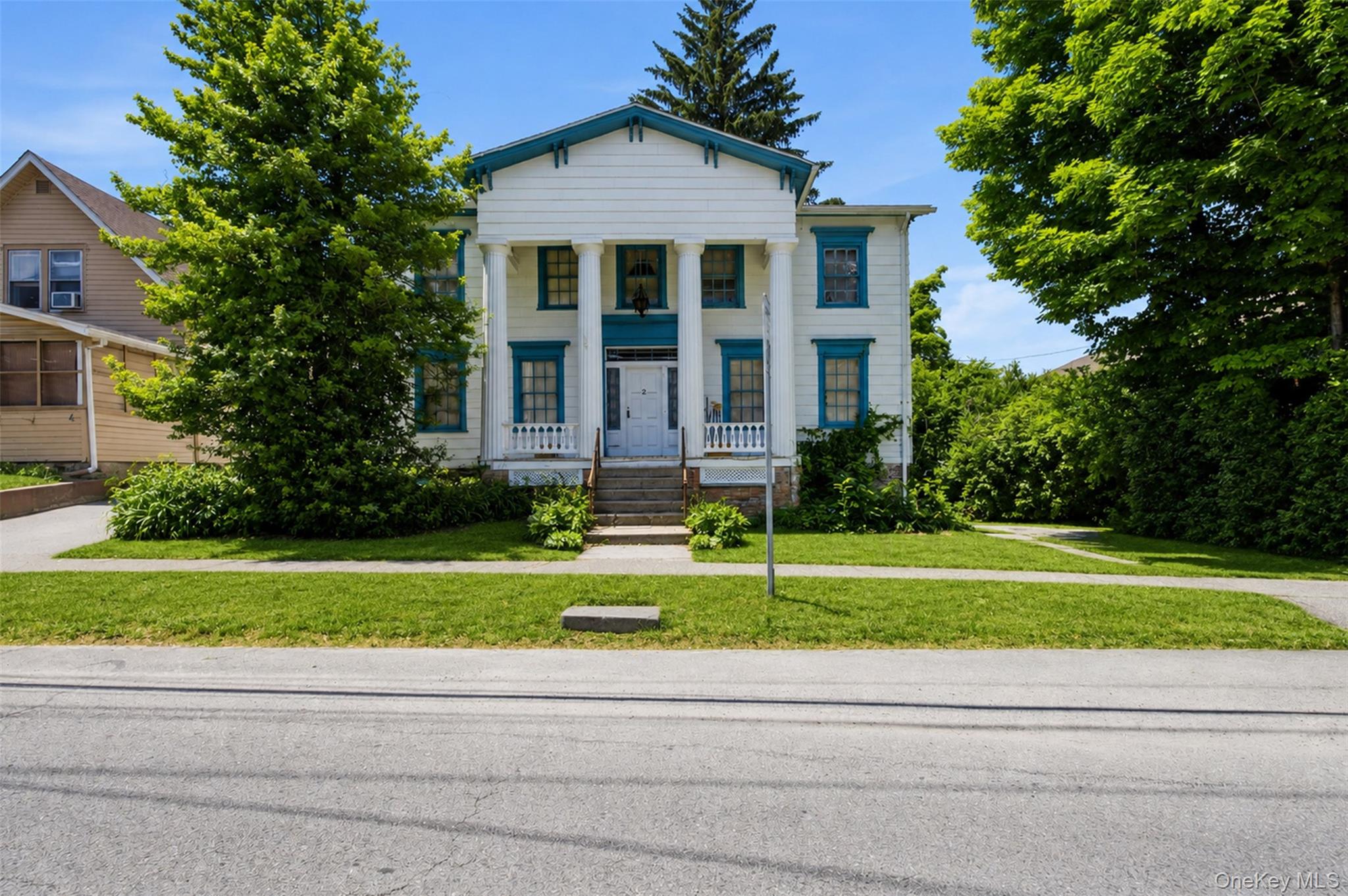 2 Highland Avenue
