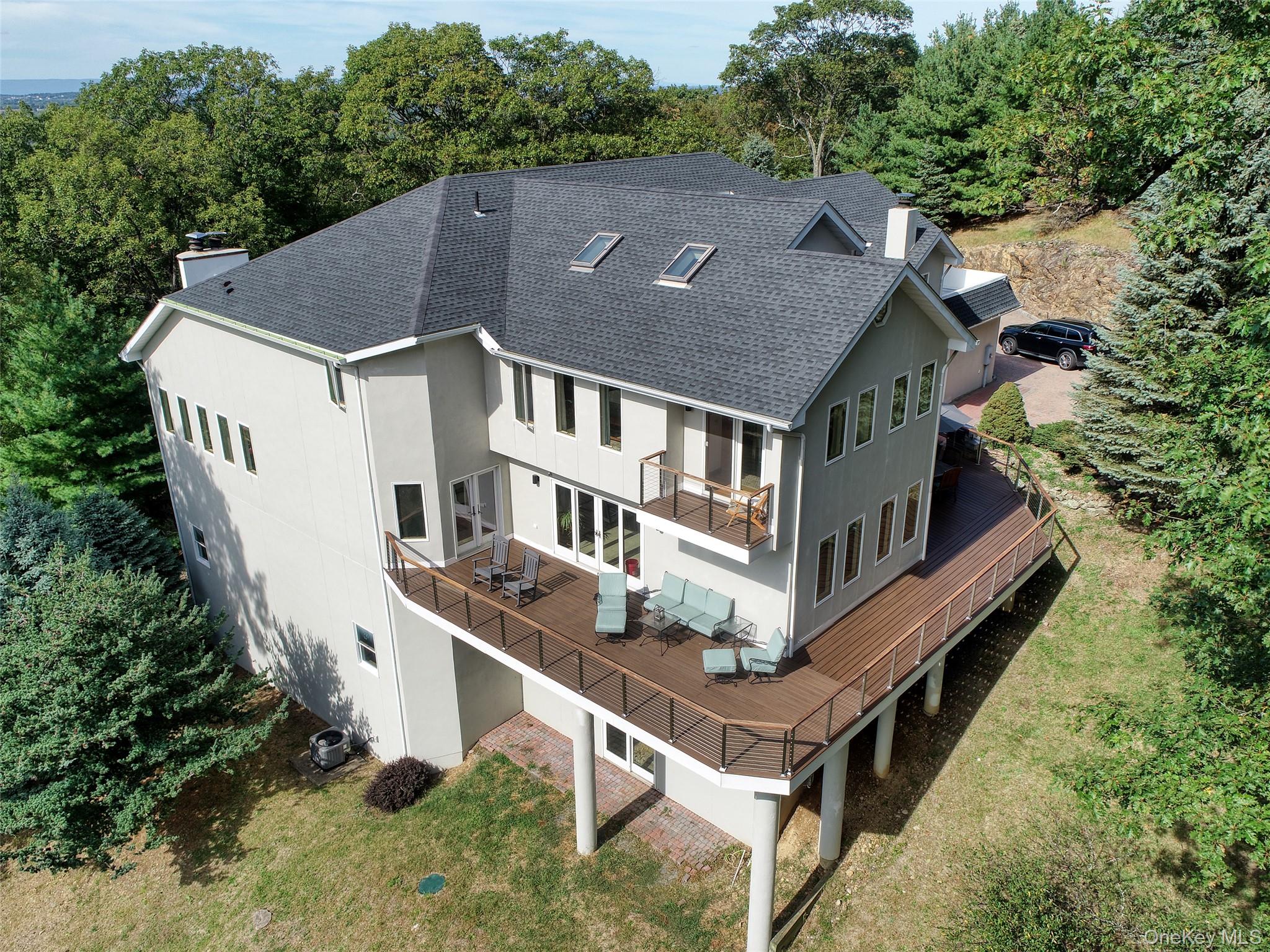 12 Parks Wood Drive