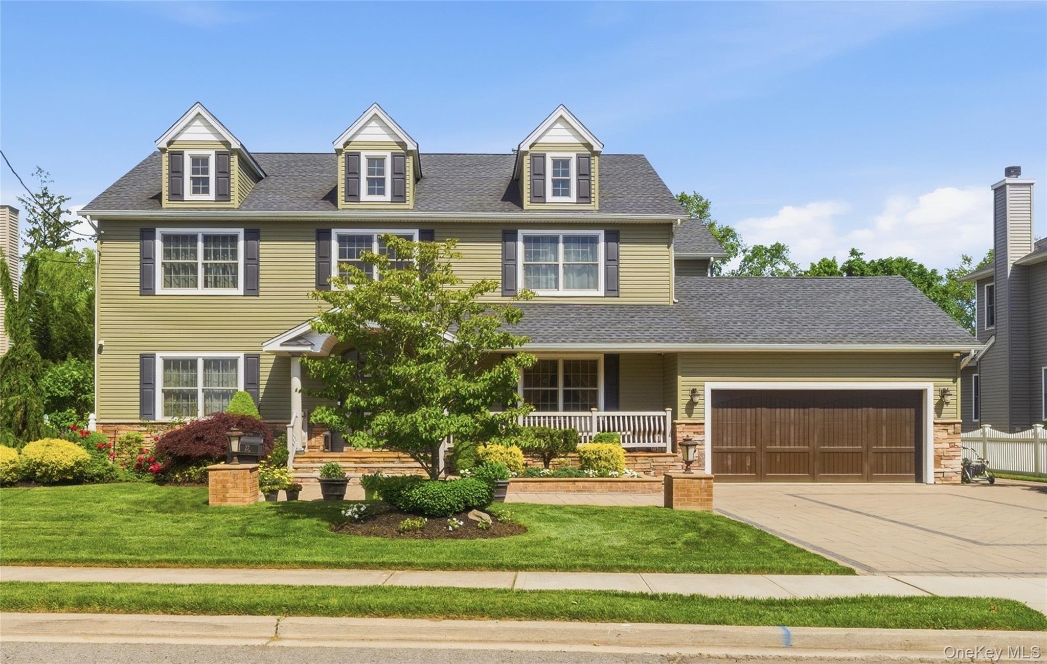 27 Davison Place