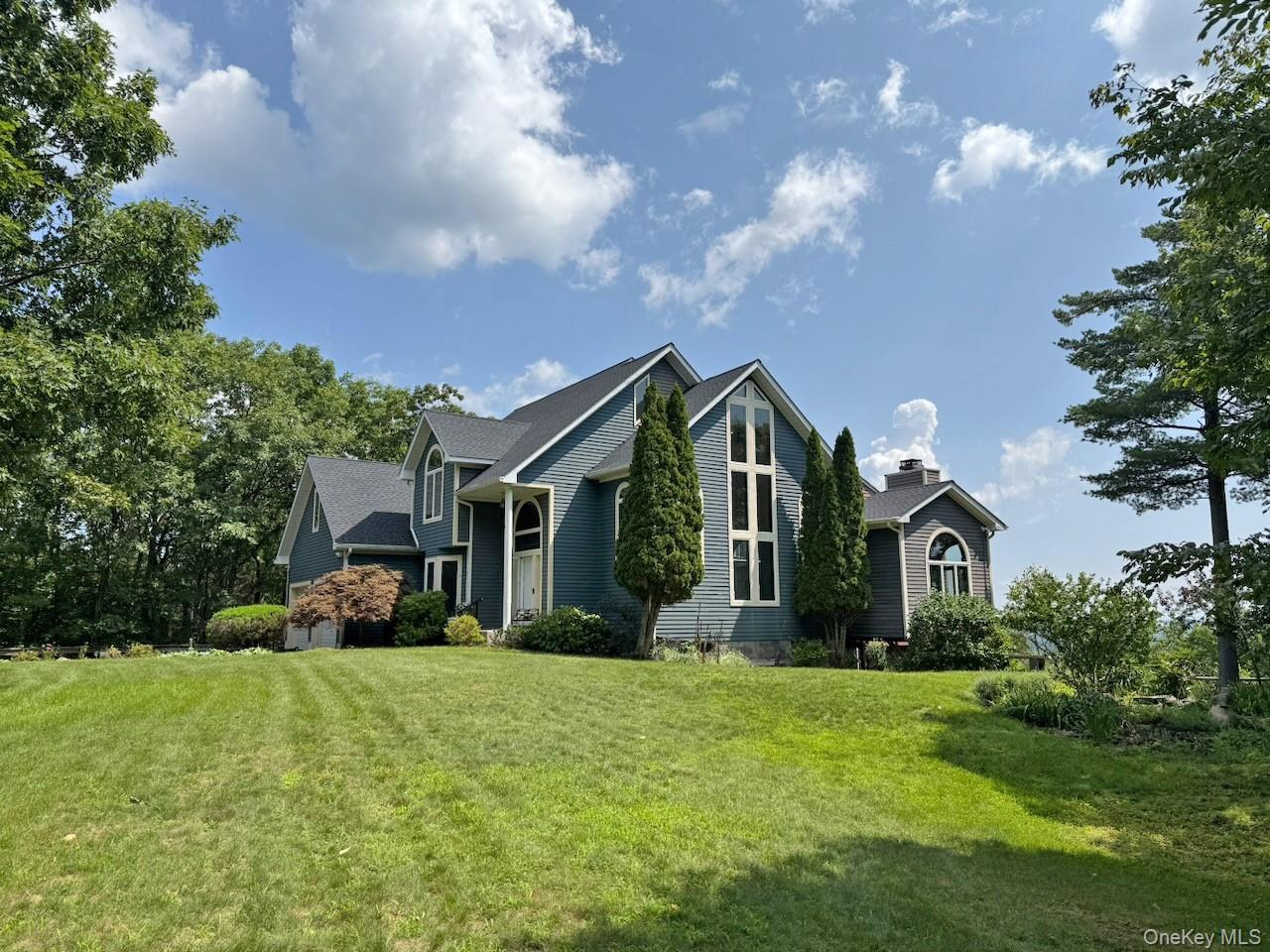 828 Saugerties Woodstock Road