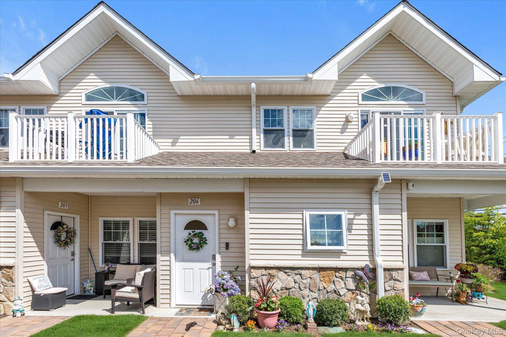 206 Anchor Court