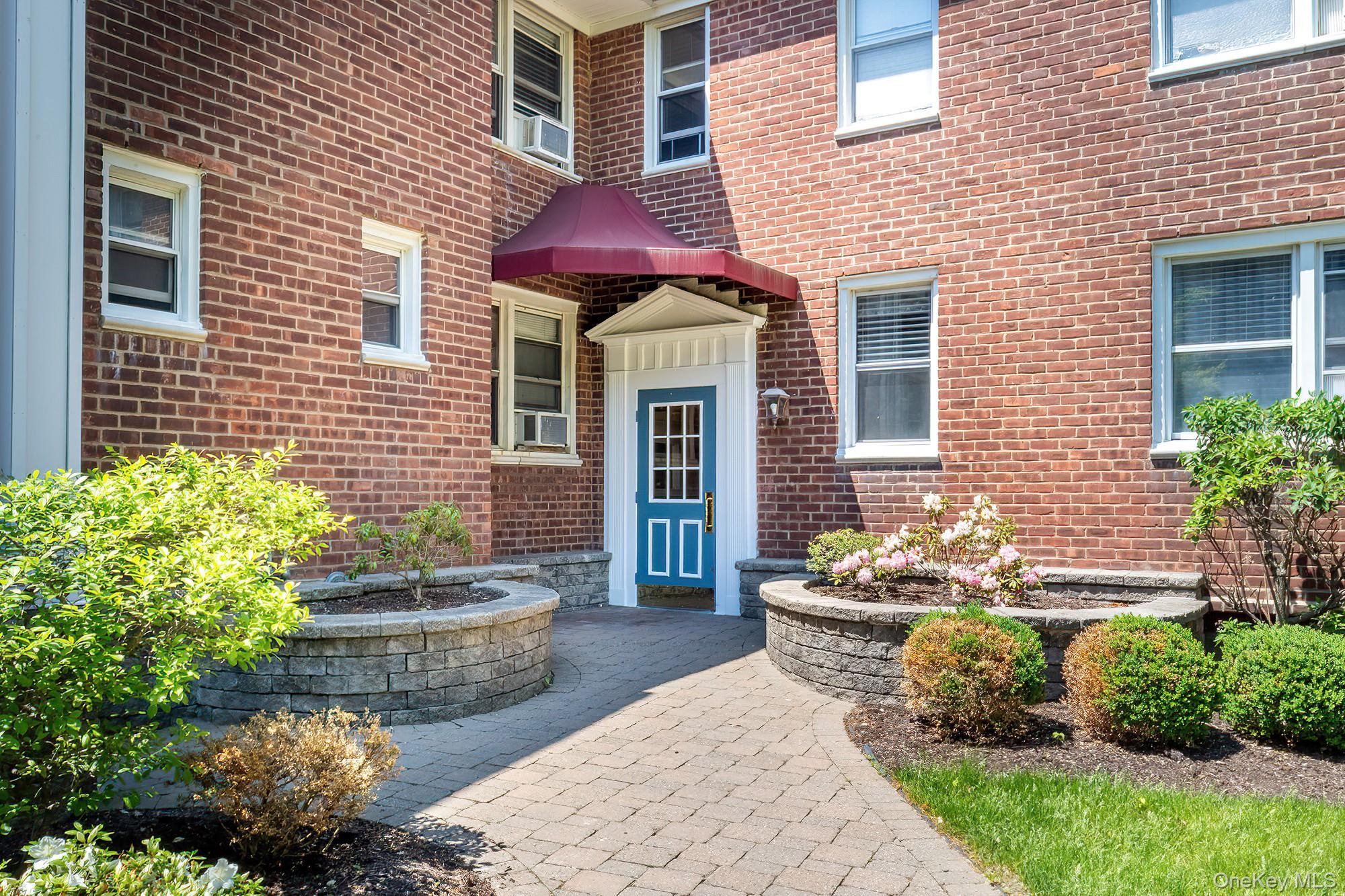 175 Bryant Avenue