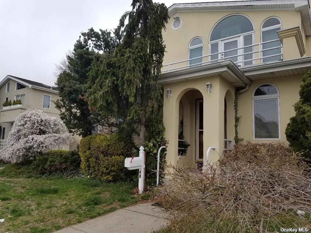 48 Orchard Beach Boulevard