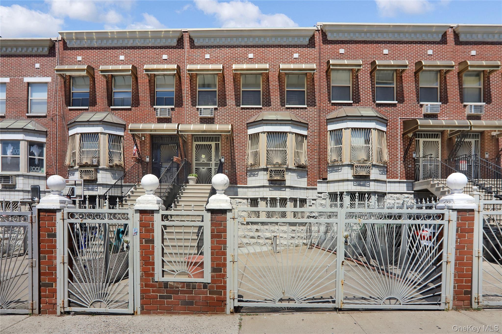 1471 Gates Avenue