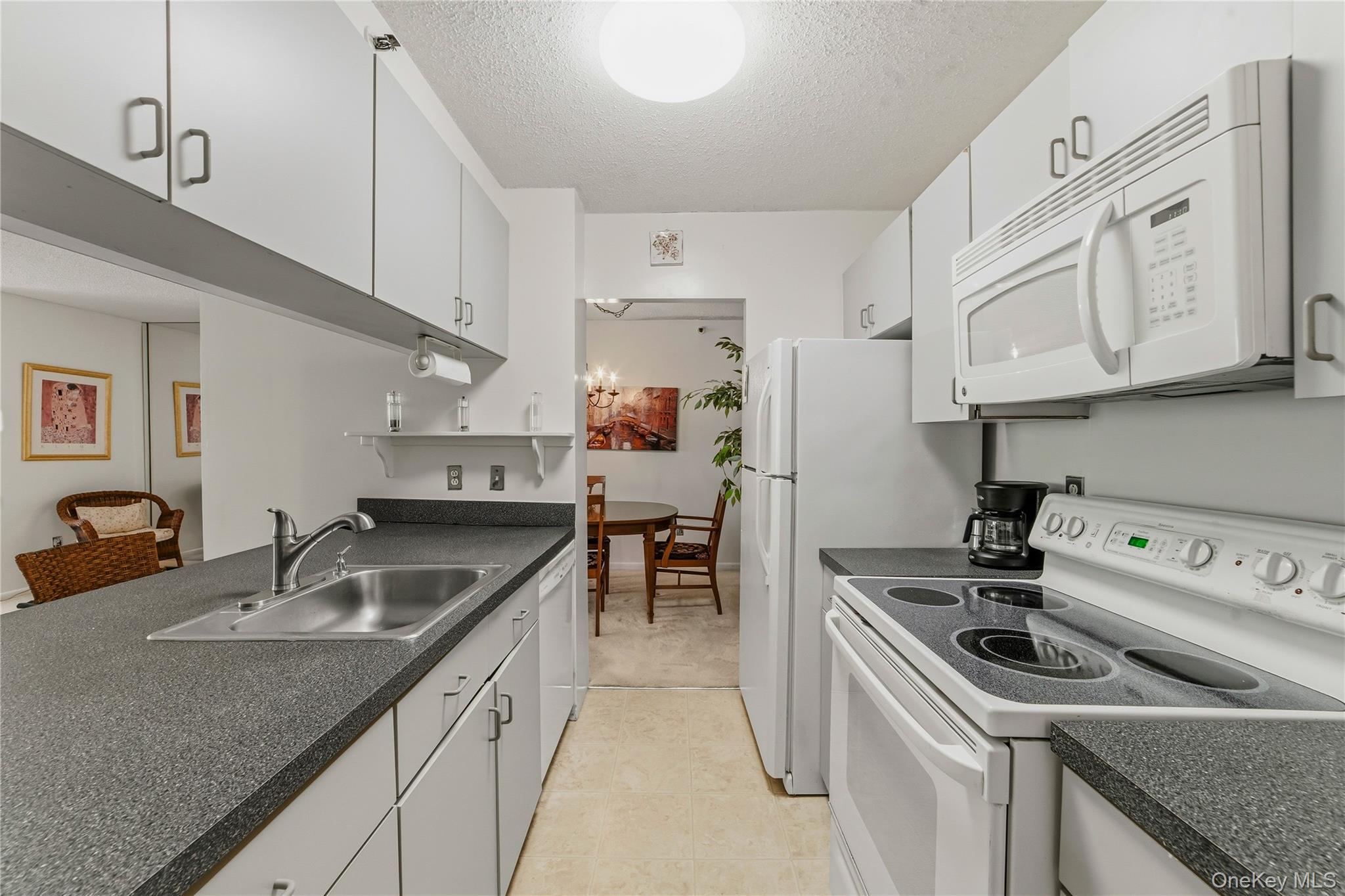 25 Rockledge Avenue