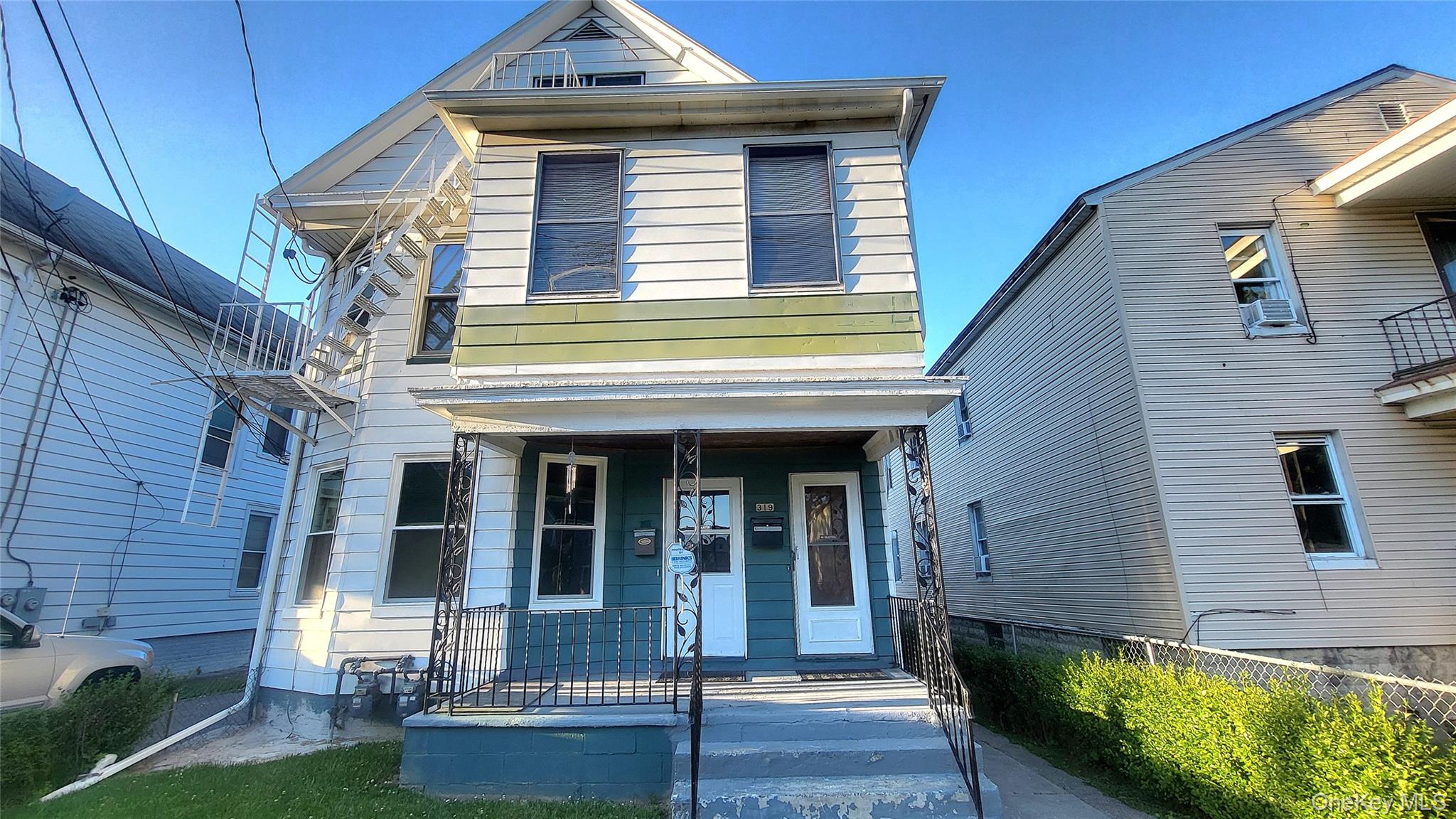 319 Mansion Street
